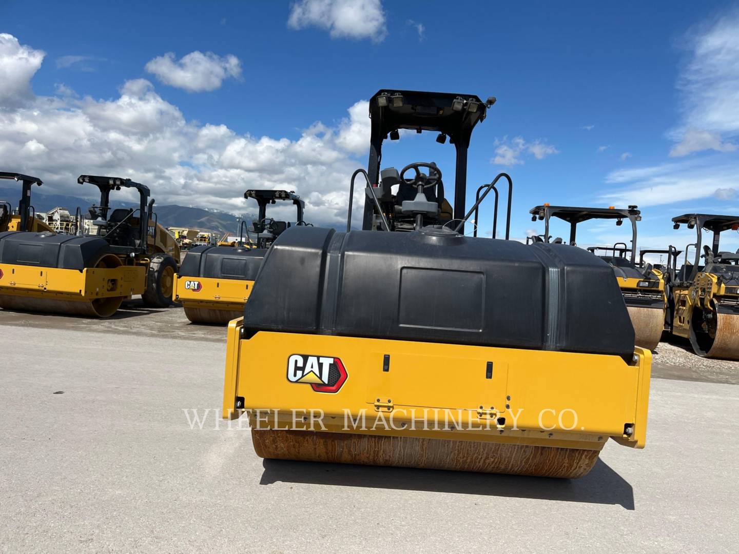 2022 Caterpillar CCS9 Vibratory Single