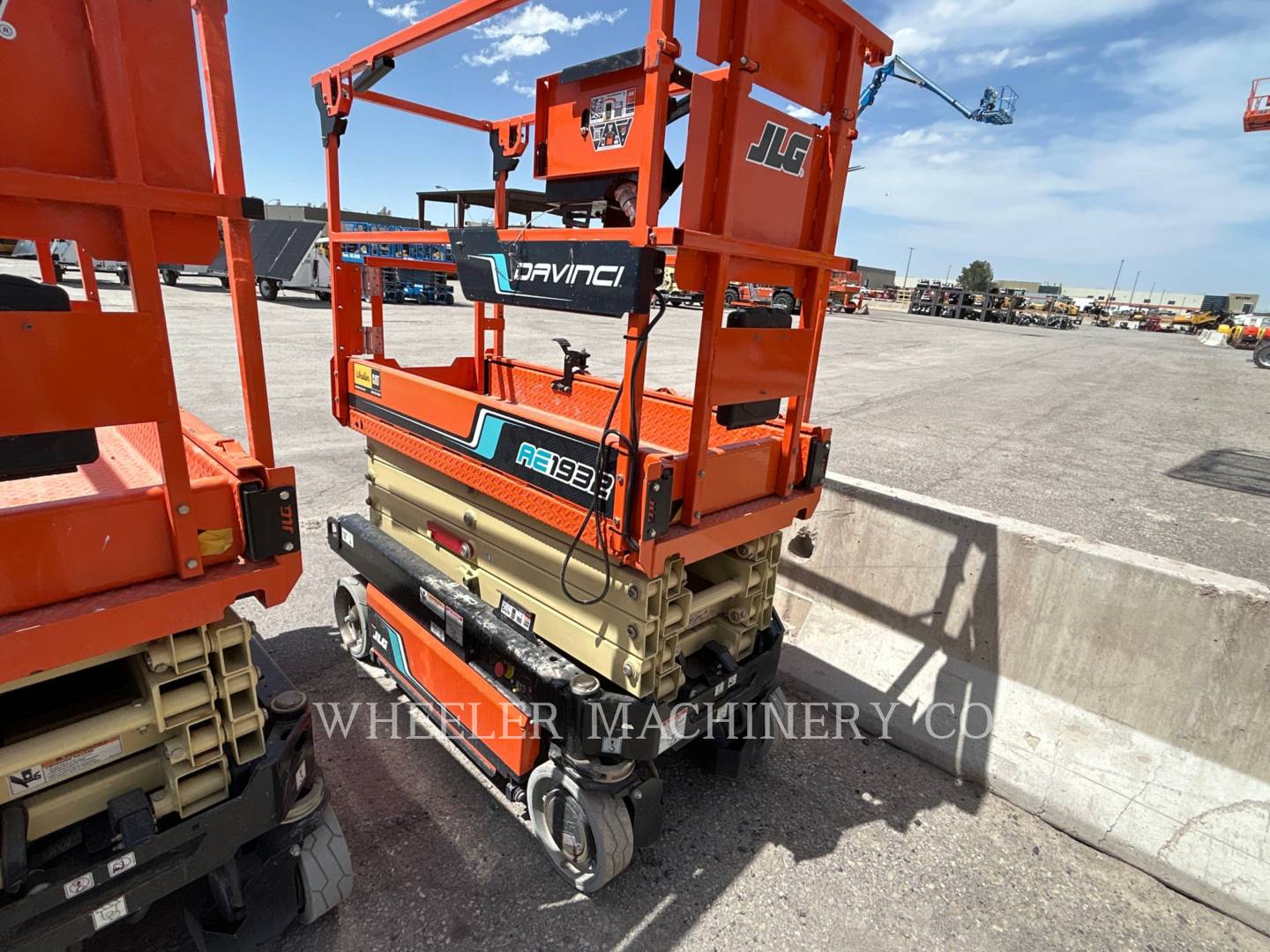 2022 JLG AE1932 Lift Truck