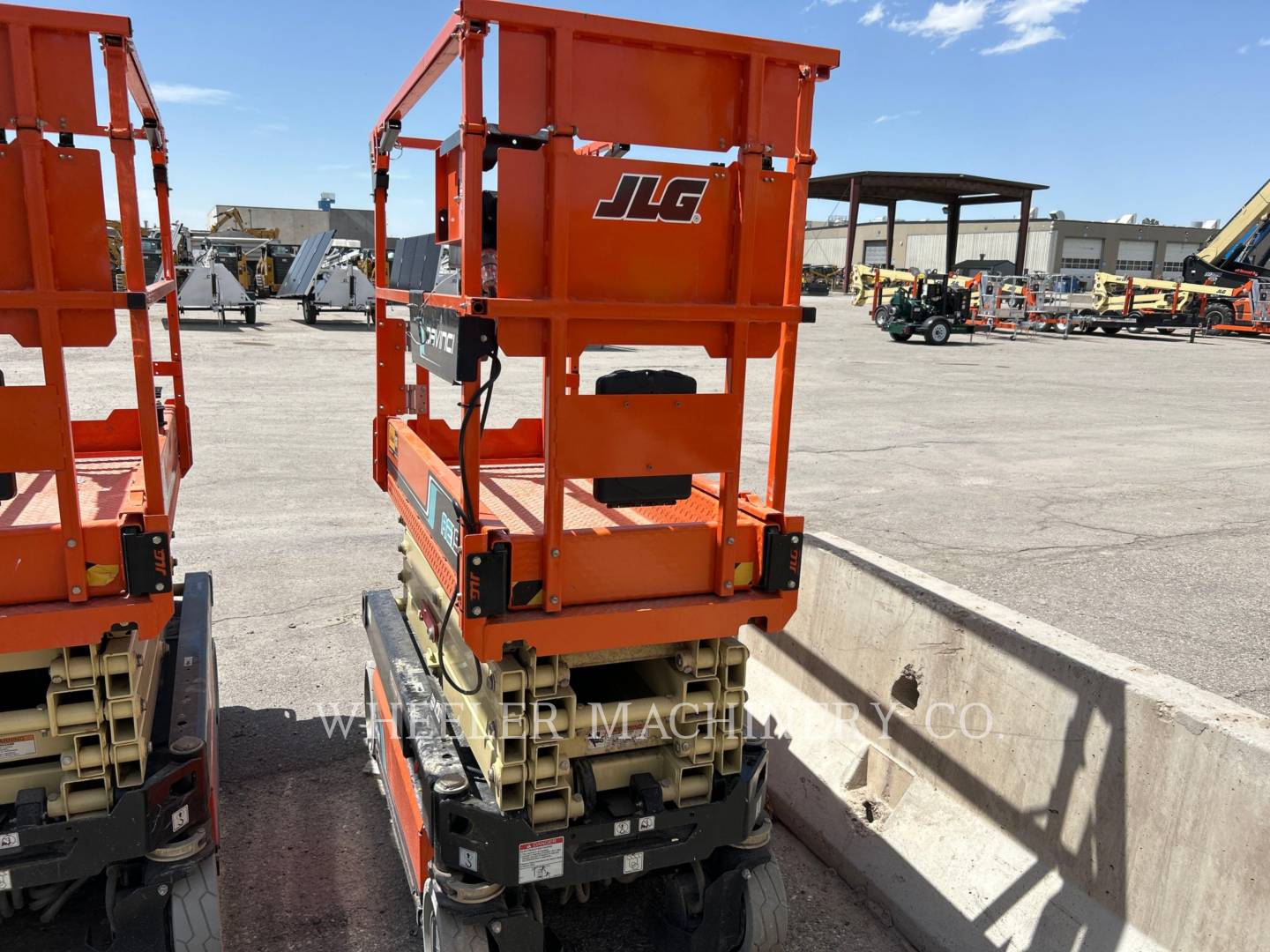 2022 JLG AE1932 Lift Truck