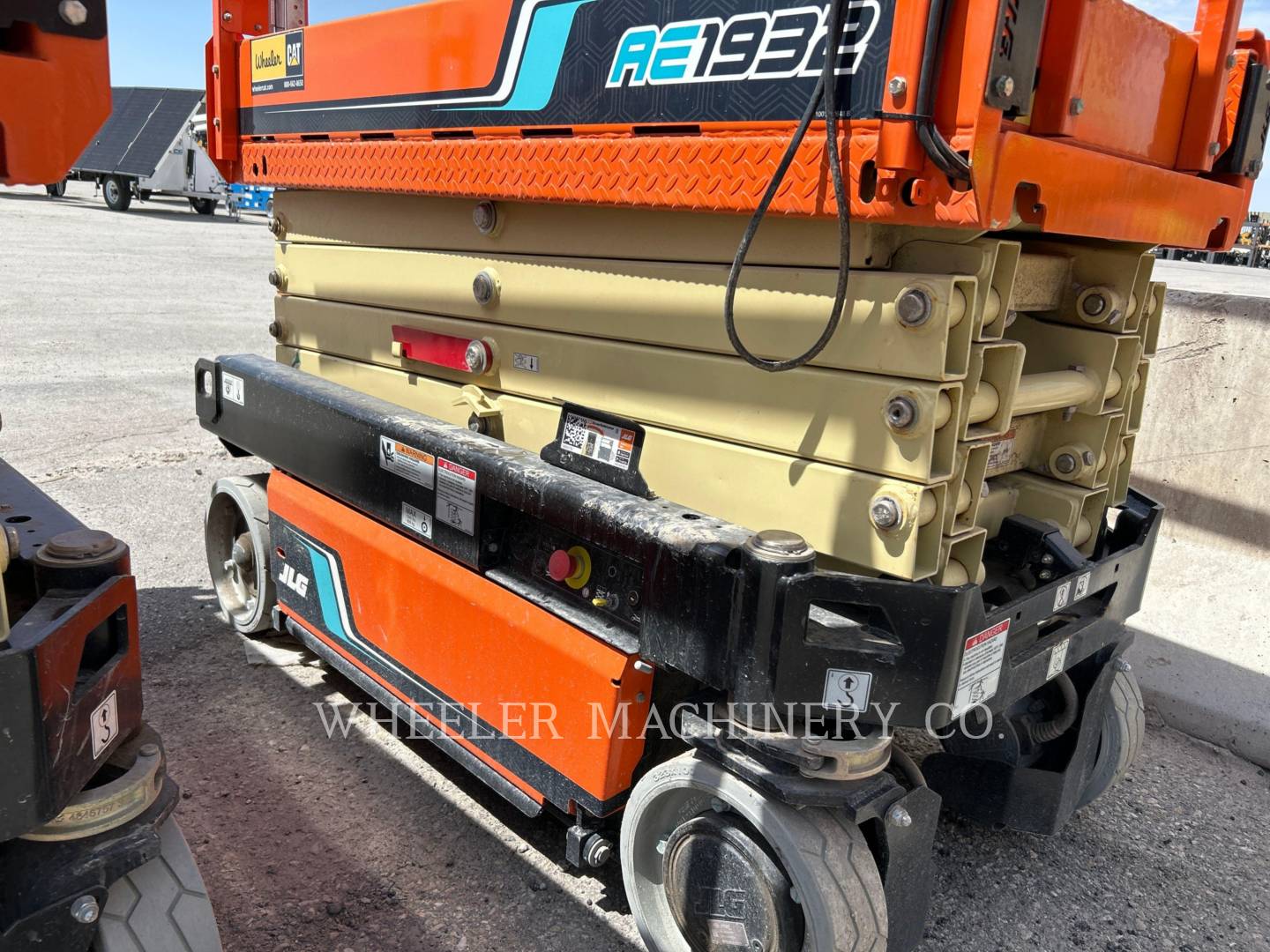 2022 JLG AE1932 Lift Truck