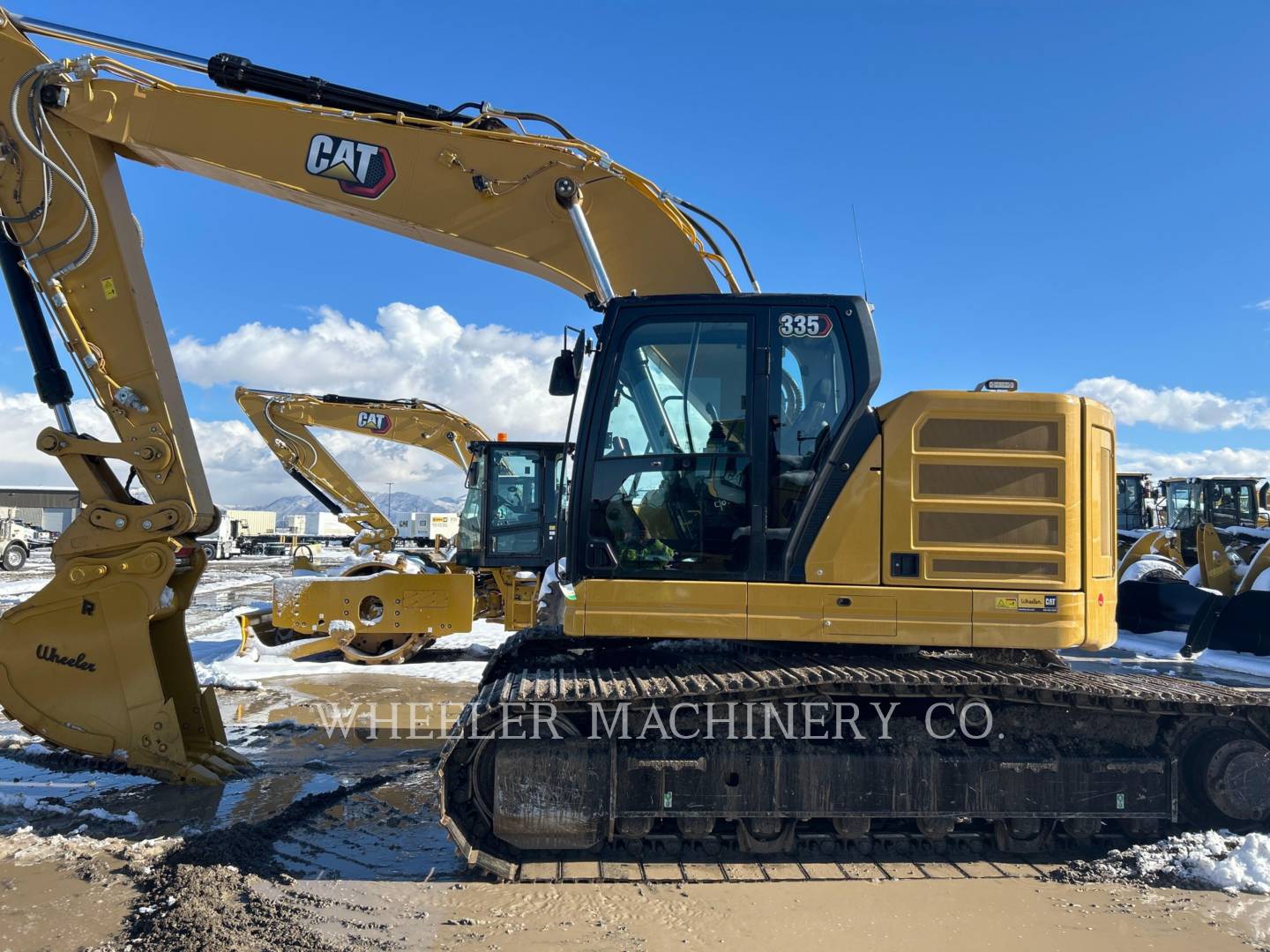 2022 Caterpillar 335 TH Excavator