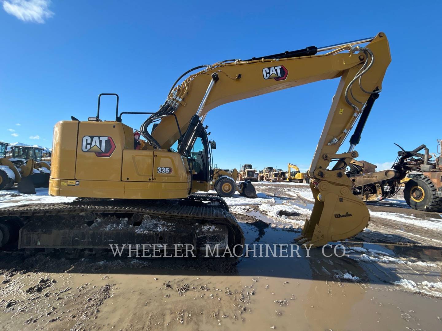 2022 Caterpillar 335 TH Excavator