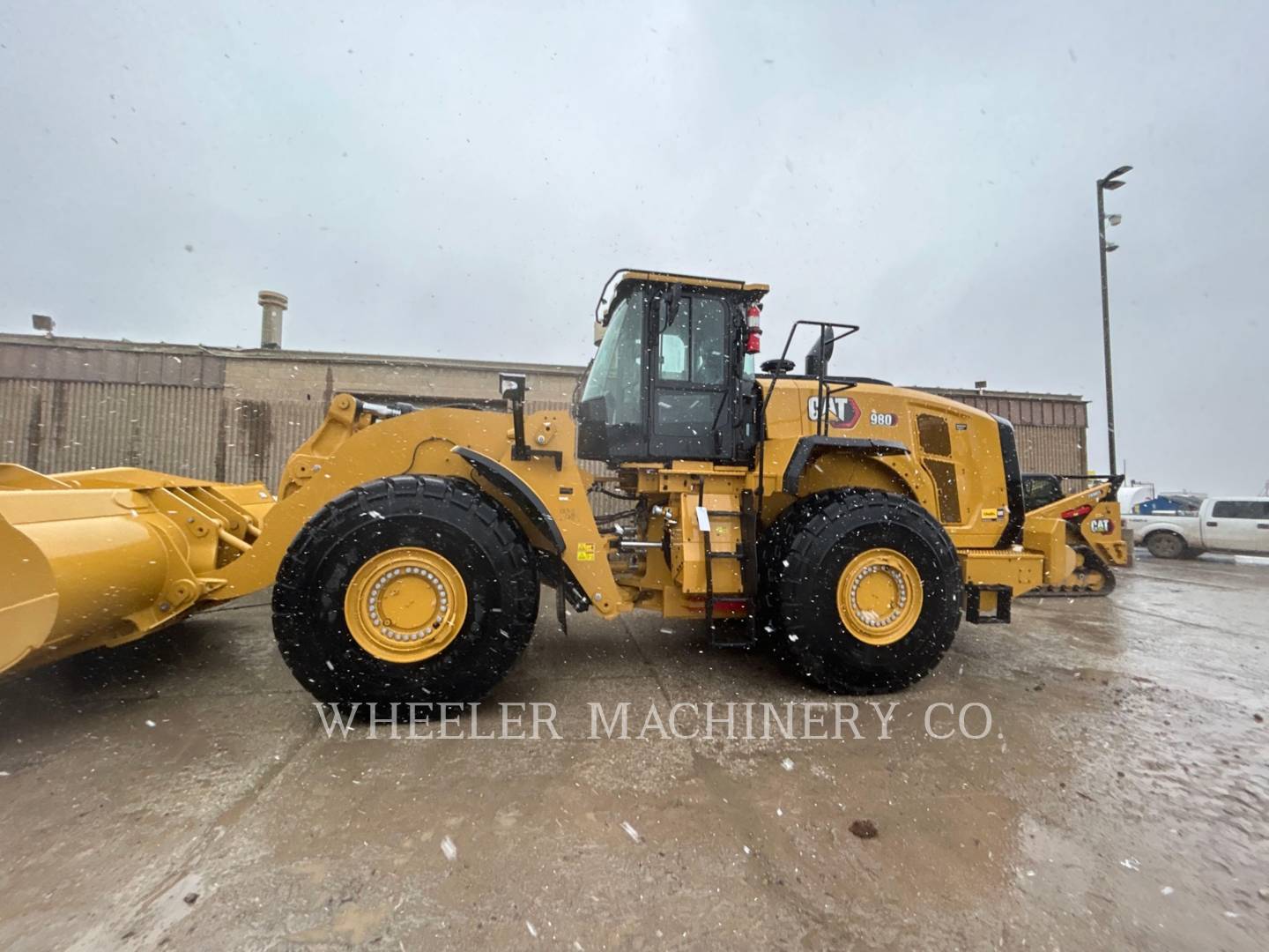 2023 Caterpillar 980 Wheel Loader