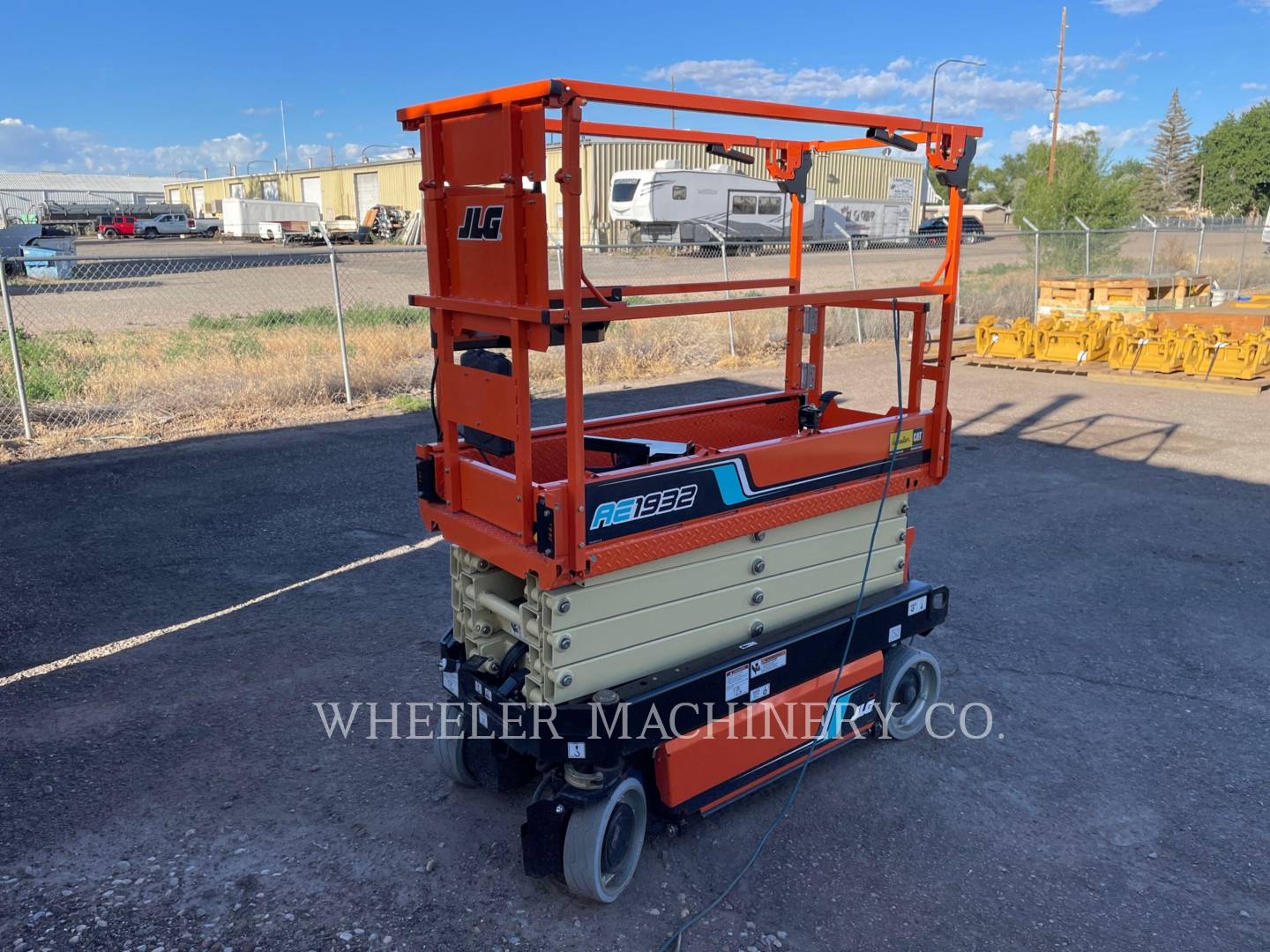 2022 JLG AE1932 Lift Truck