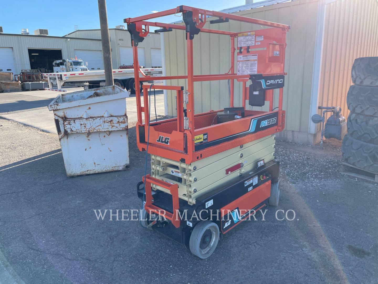 2022 JLG AE1932 Lift Truck