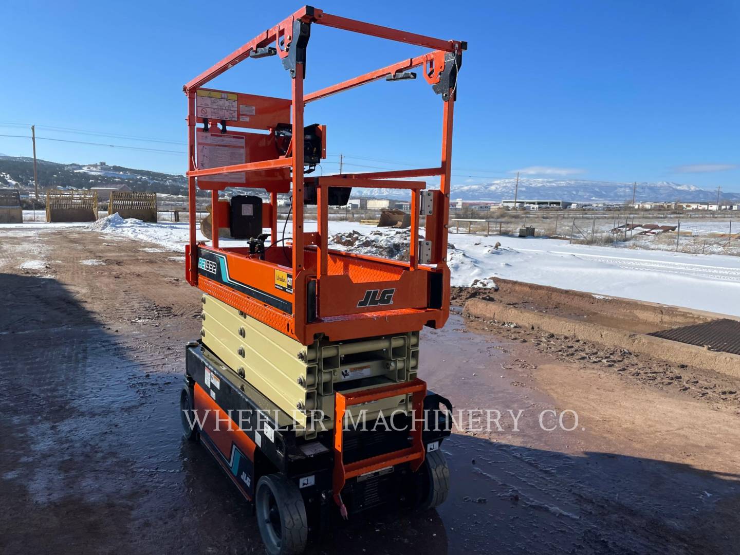 2022 JLG AE1932 Lift Truck