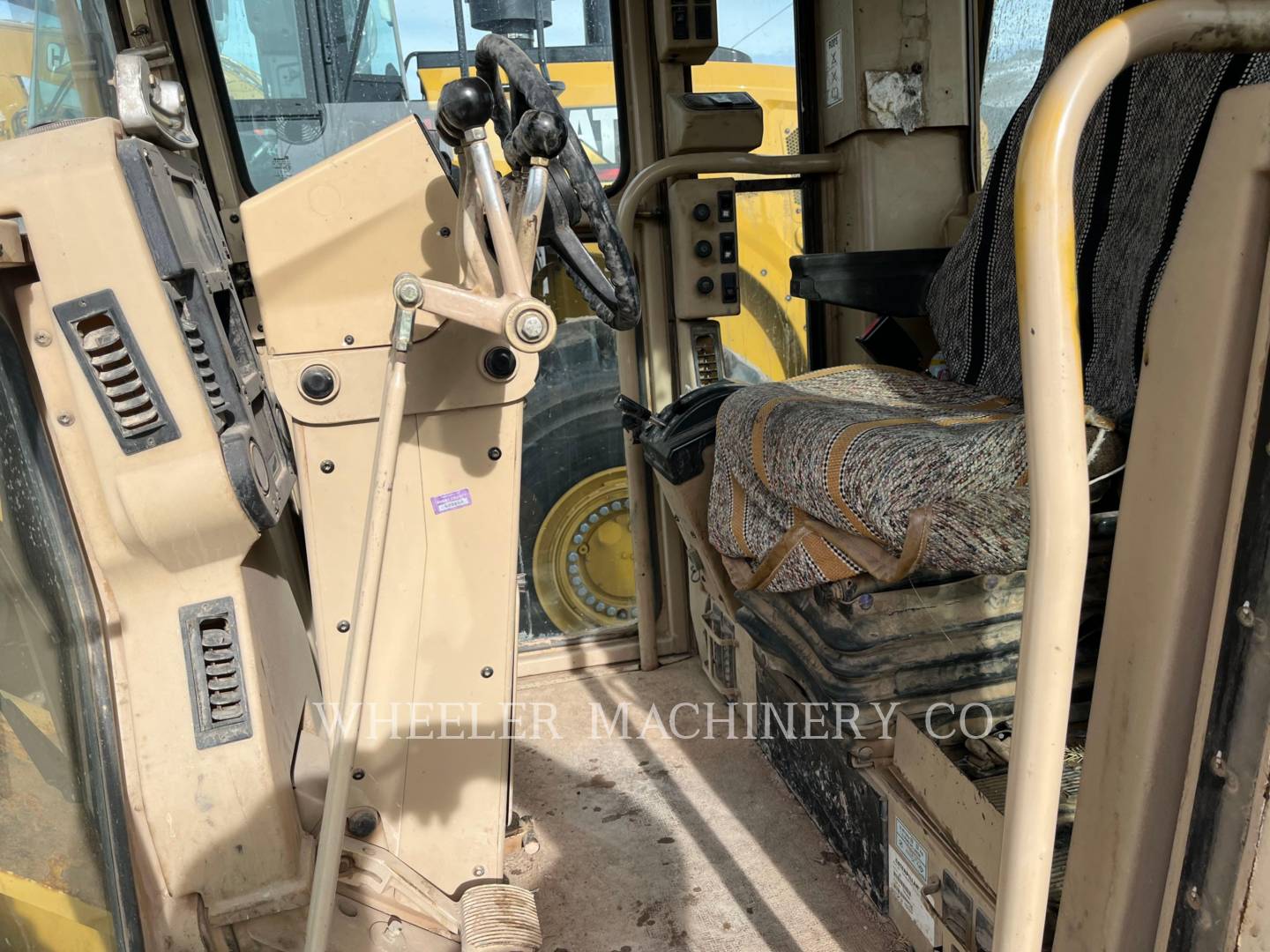 2006 Caterpillar 140H Grader - Road