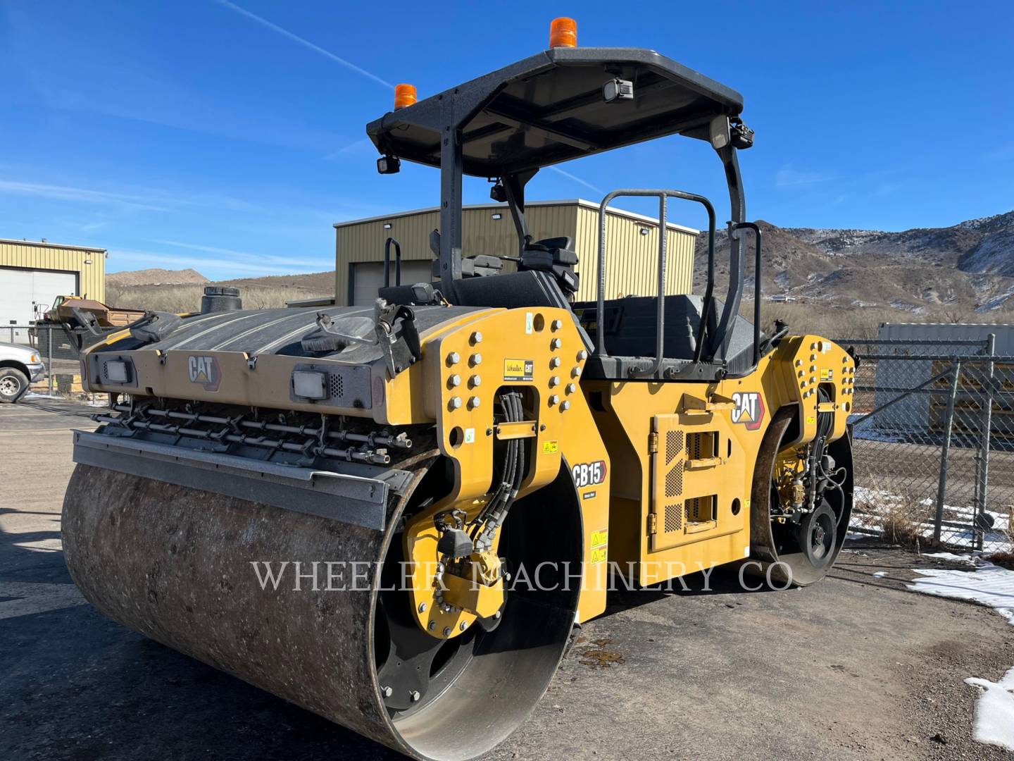 2023 Caterpillar CB15 CW VV Vibratory Double