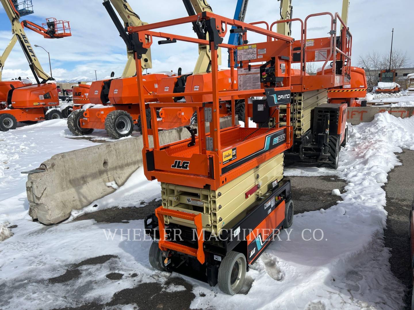 2022 JLG AE1932 Lift Truck