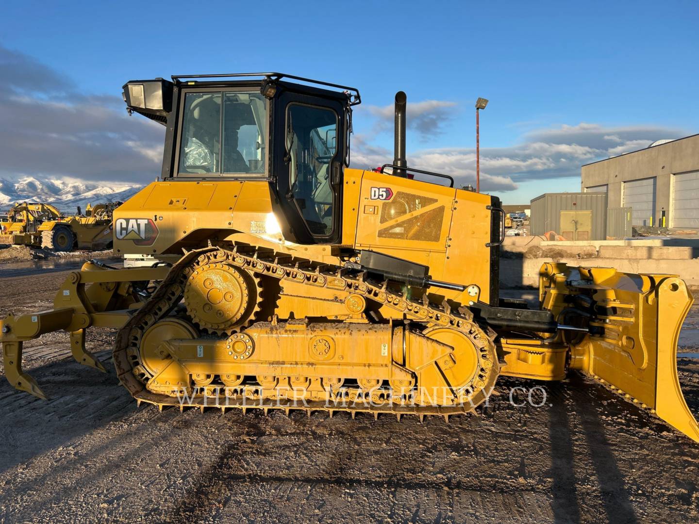 2023 Caterpillar D5-17 XL Dozer