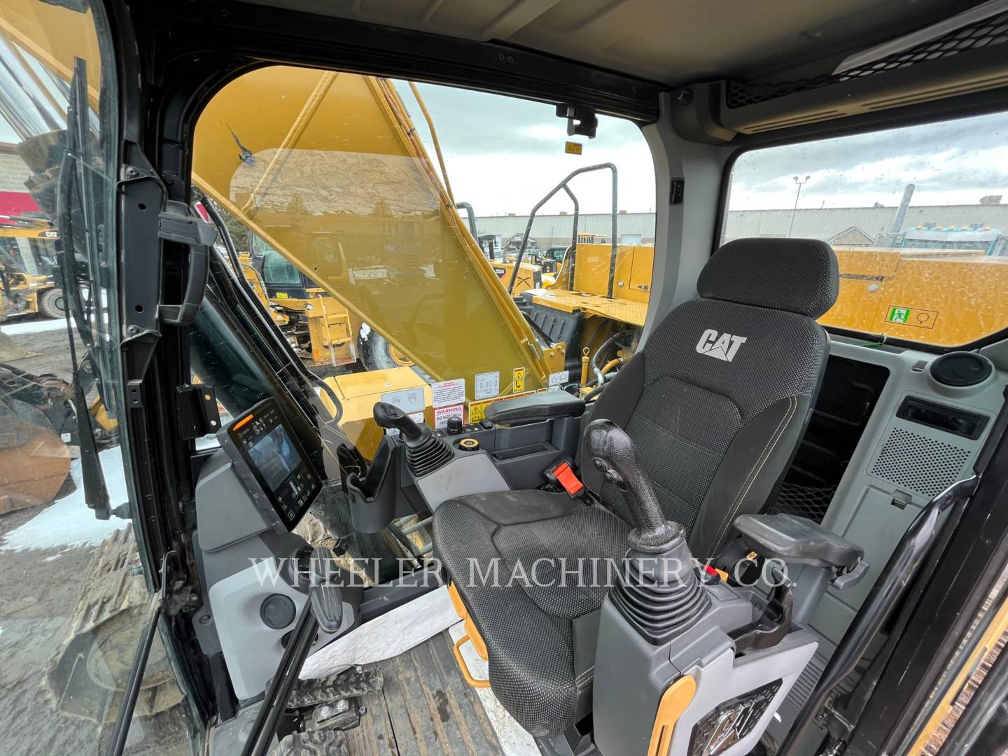 2021 Caterpillar 320 Excavator