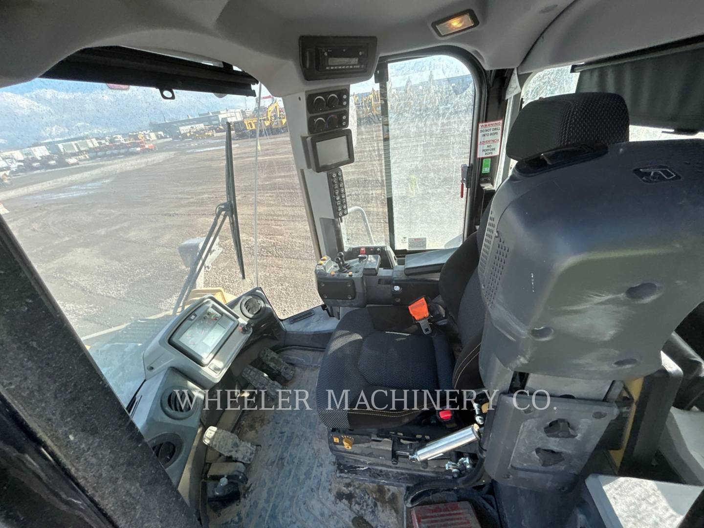 2022 Caterpillar 966M Wheel Loader