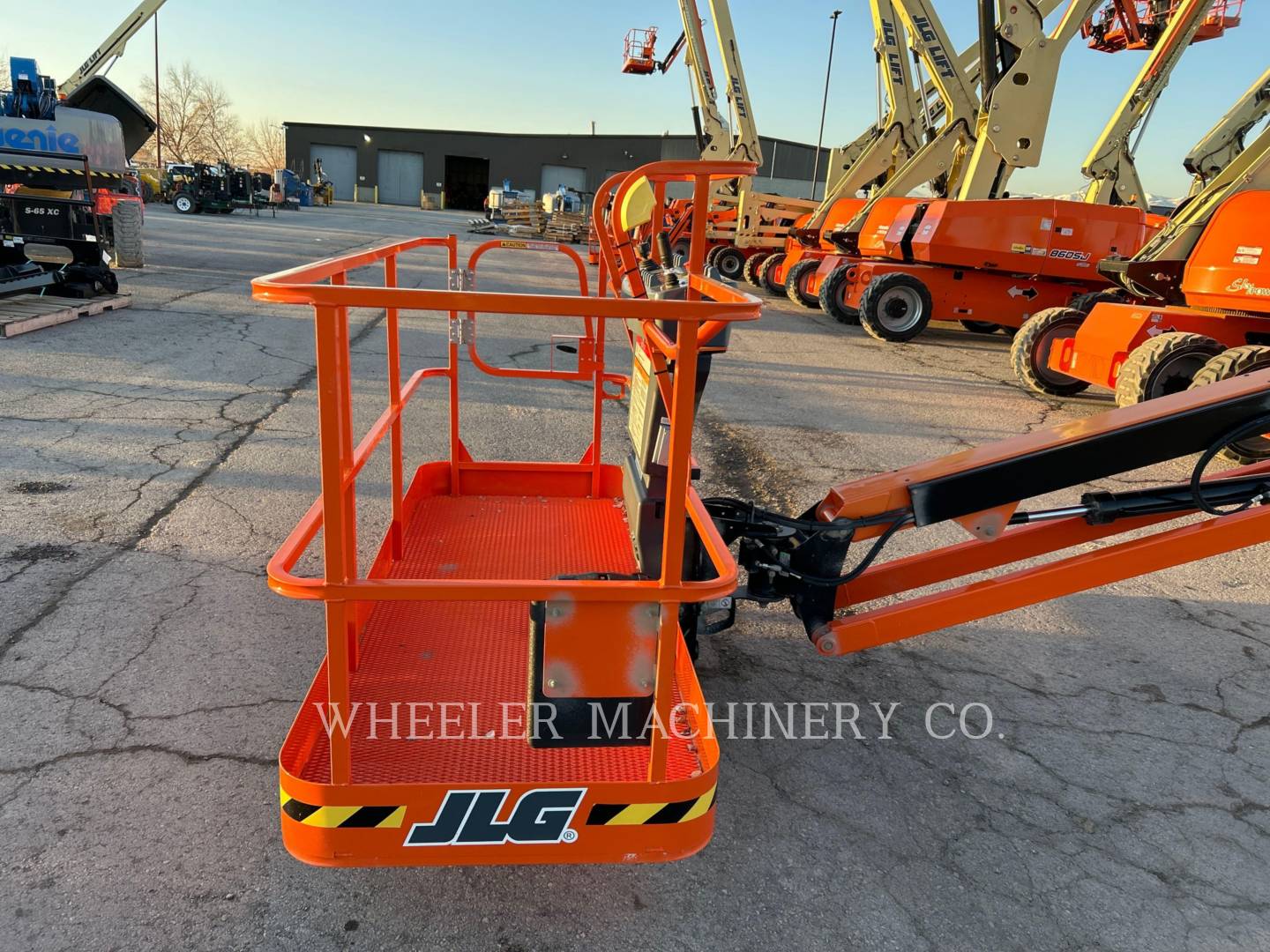 2022 JLG 460SJ Lift Truck