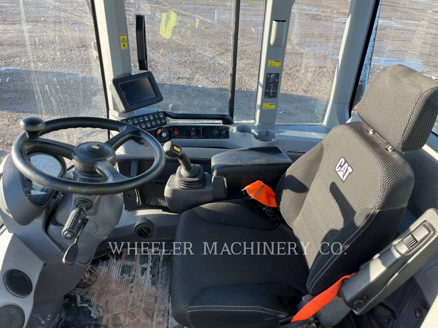 2021 Caterpillar 938M QC Wheel Loader