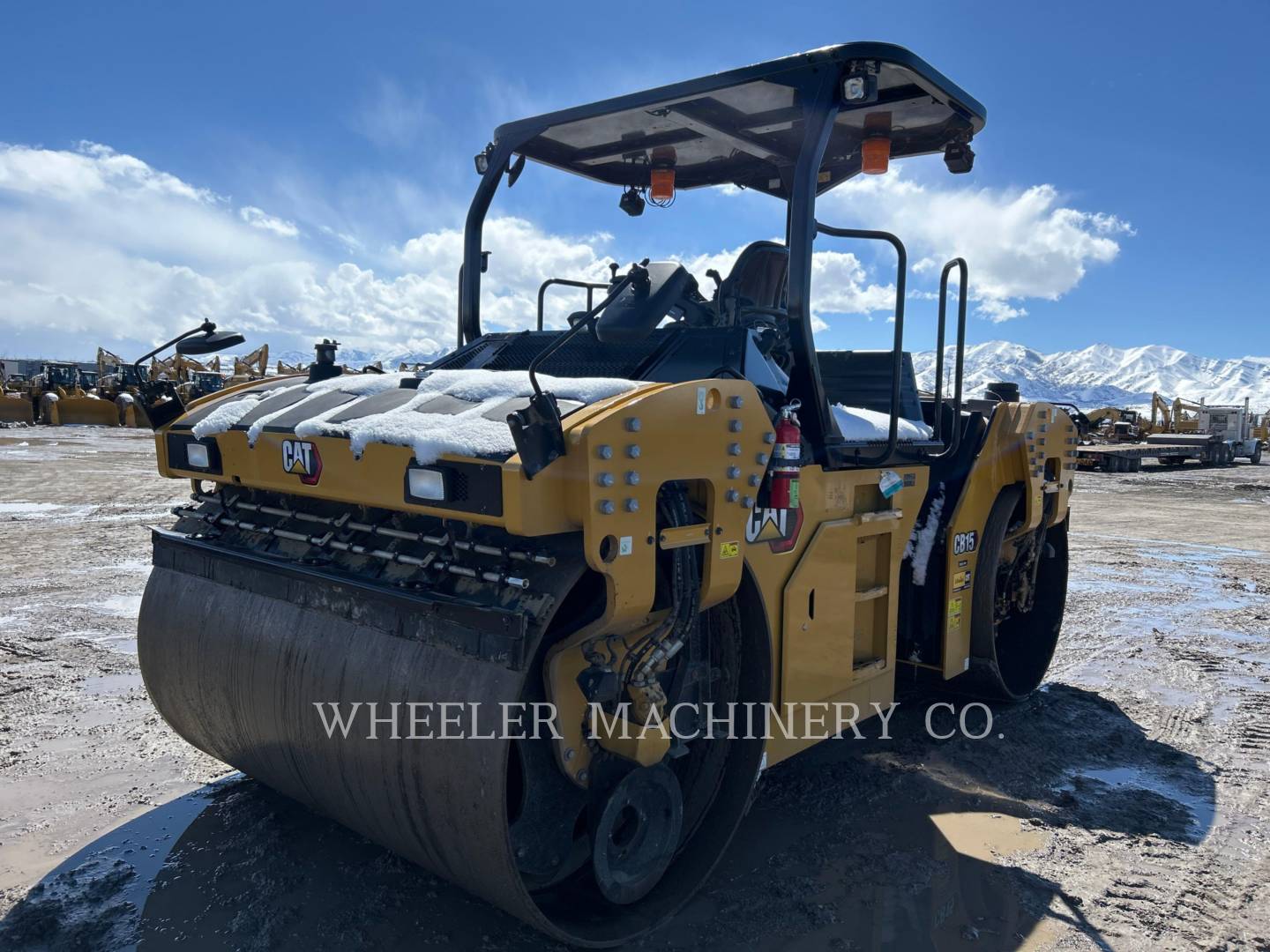 2022 Caterpillar CB15 CW VV Vibratory Double