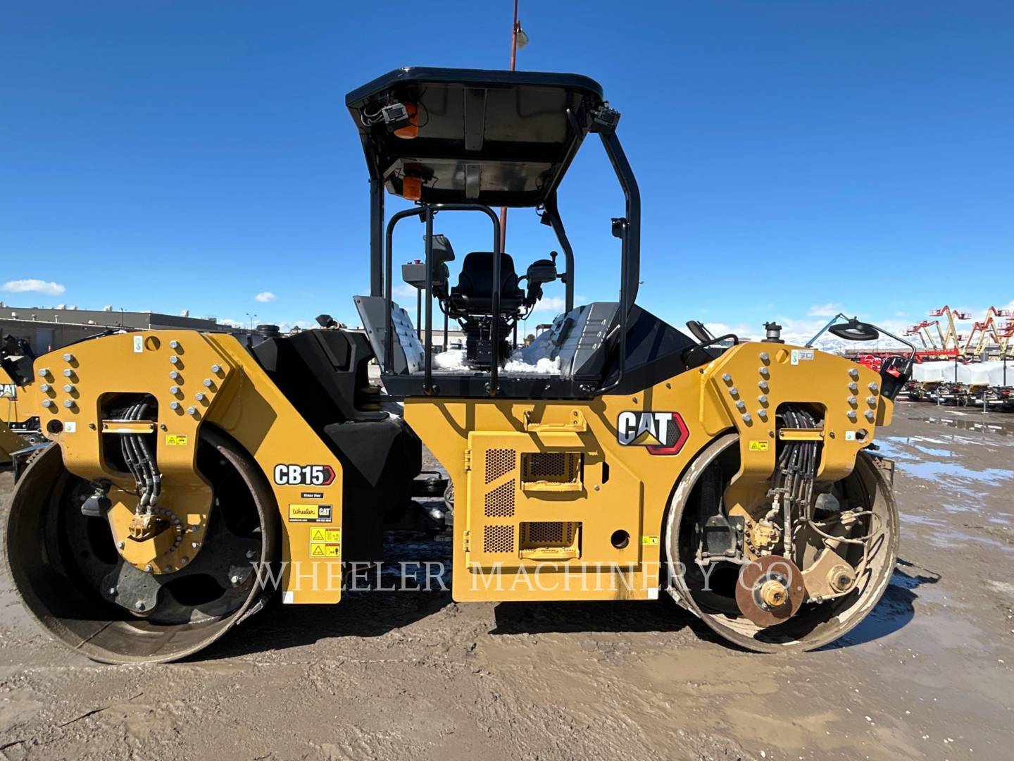 2022 Caterpillar CB15 CW VV Vibratory Double