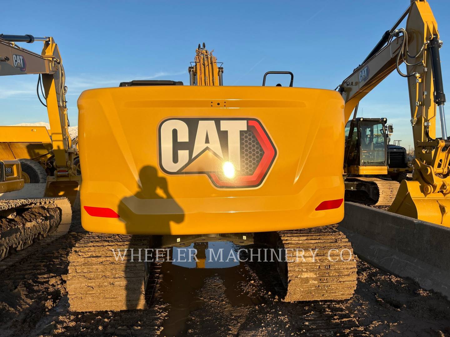 2022 Caterpillar 320 Excavator