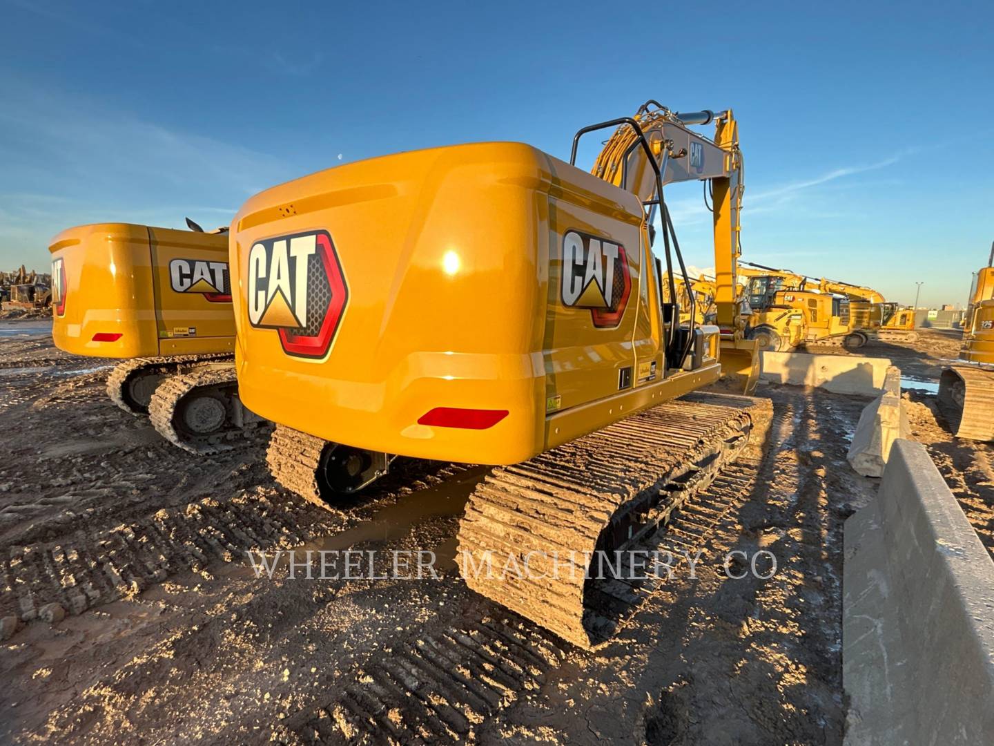 2022 Caterpillar 320 Excavator