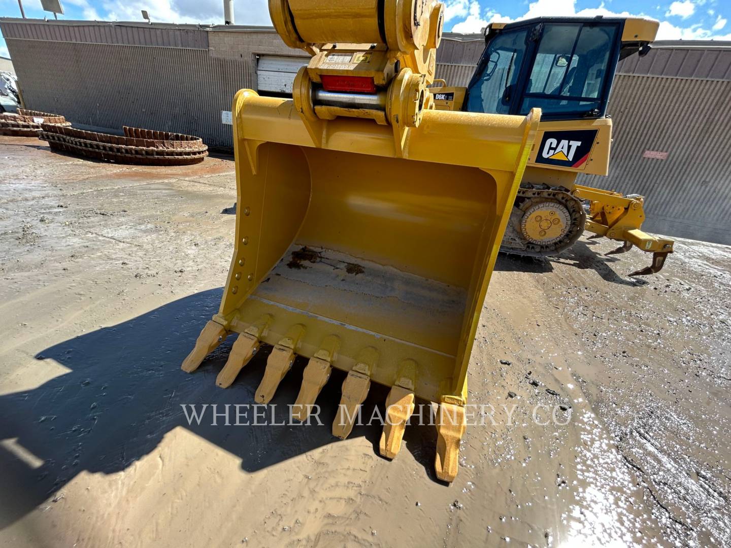 2023 Caterpillar 330 Excavator