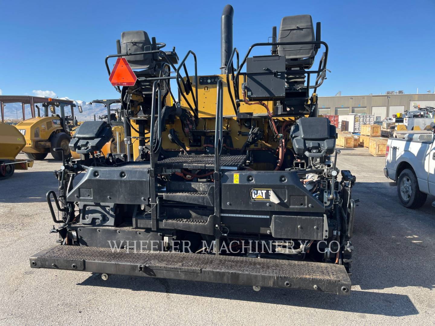 2017 Caterpillar AP1055F Paver