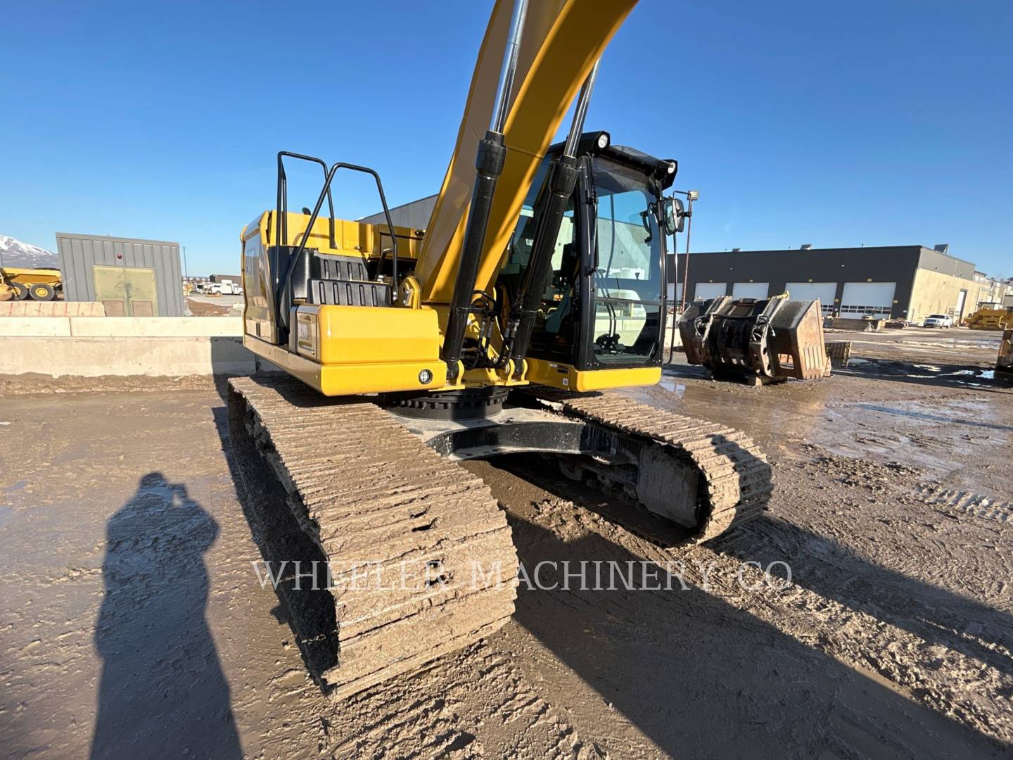 2022 Caterpillar 320 Excavator