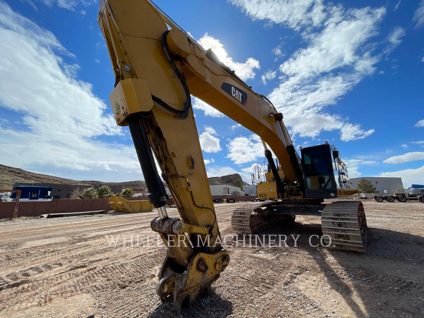 2020 Caterpillar 374F Excavator