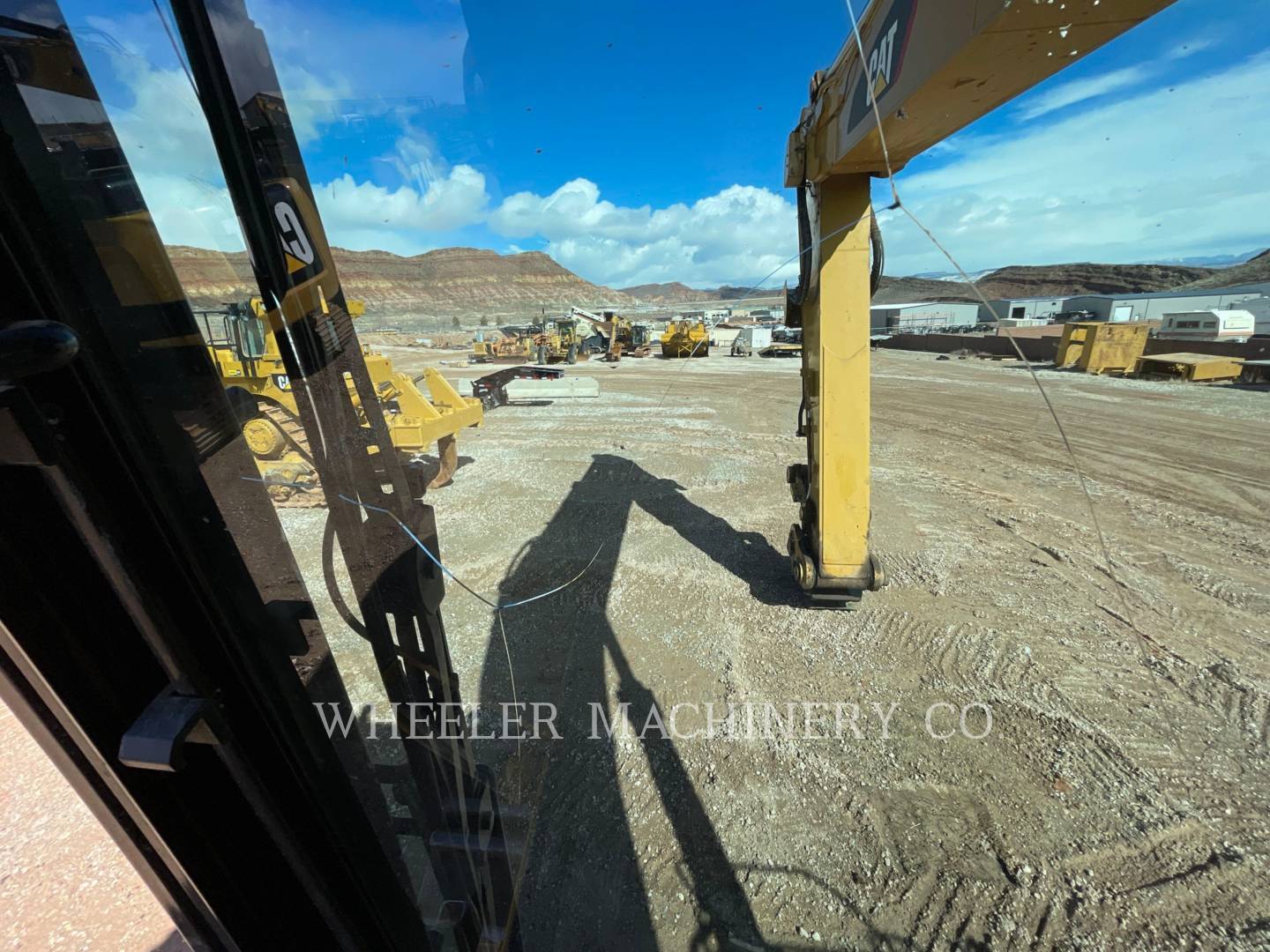 2020 Caterpillar 374F Excavator