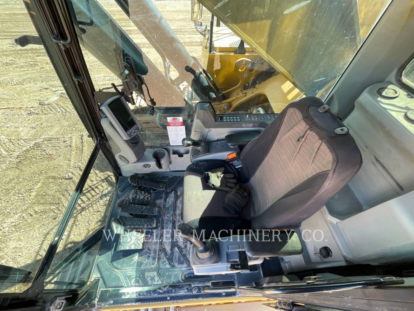 2020 Caterpillar 374F Excavator