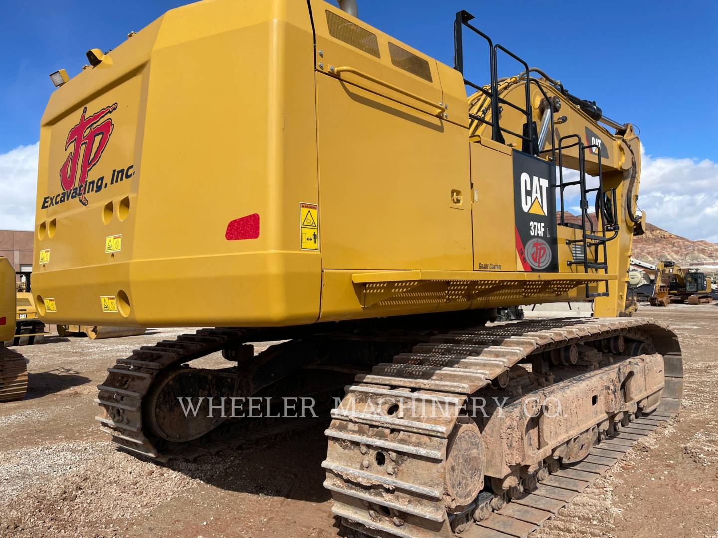 2020 Caterpillar 374F Excavator