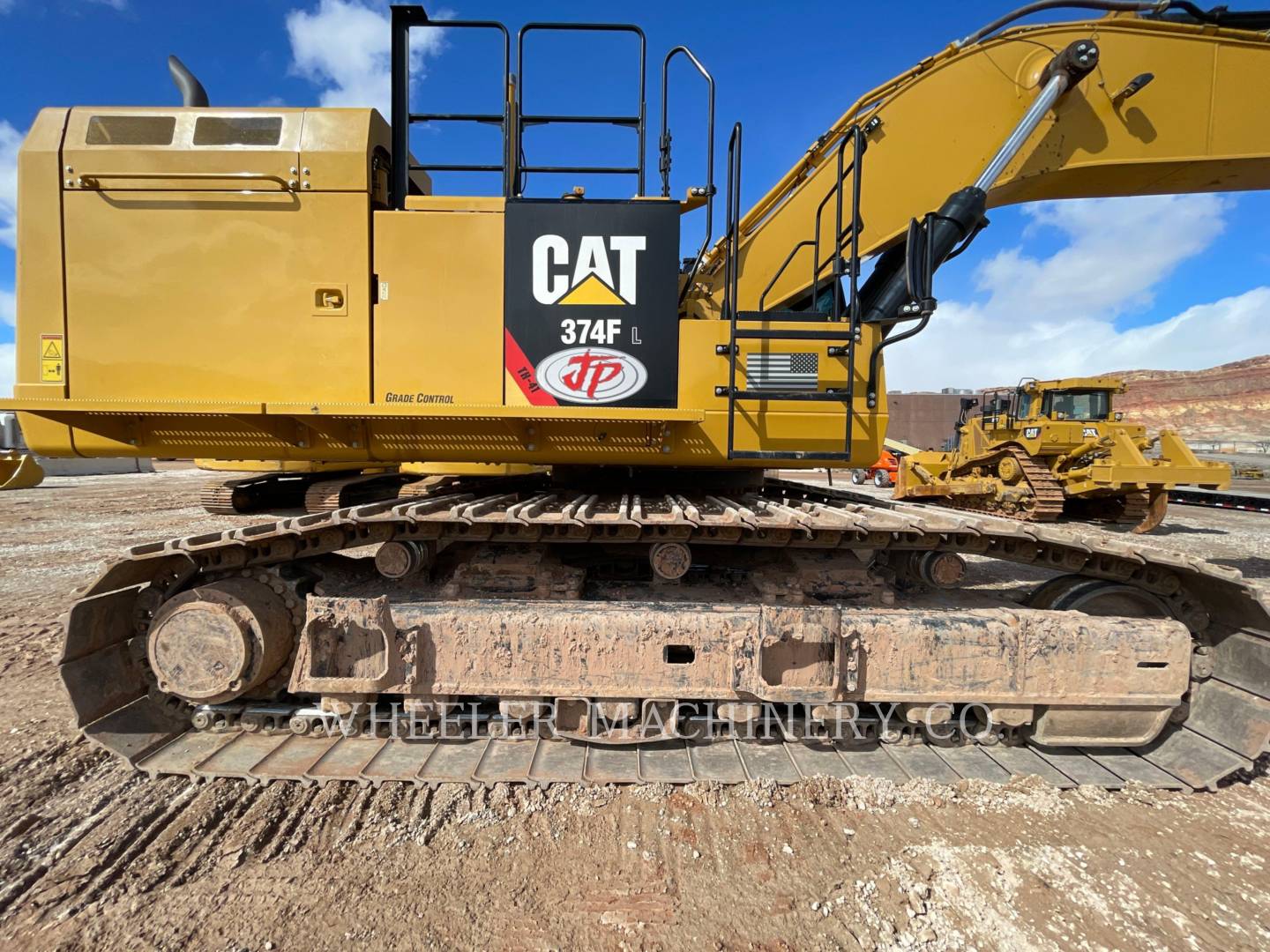 2020 Caterpillar 374F Excavator