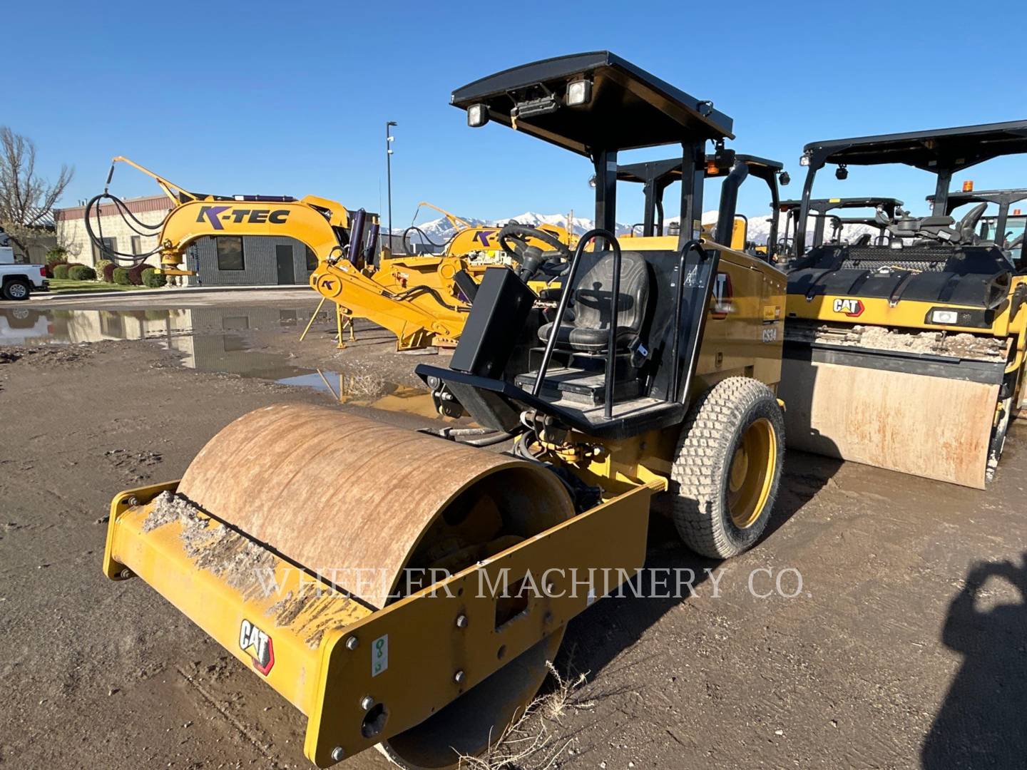 2023 Caterpillar CS34 Vibratory Single