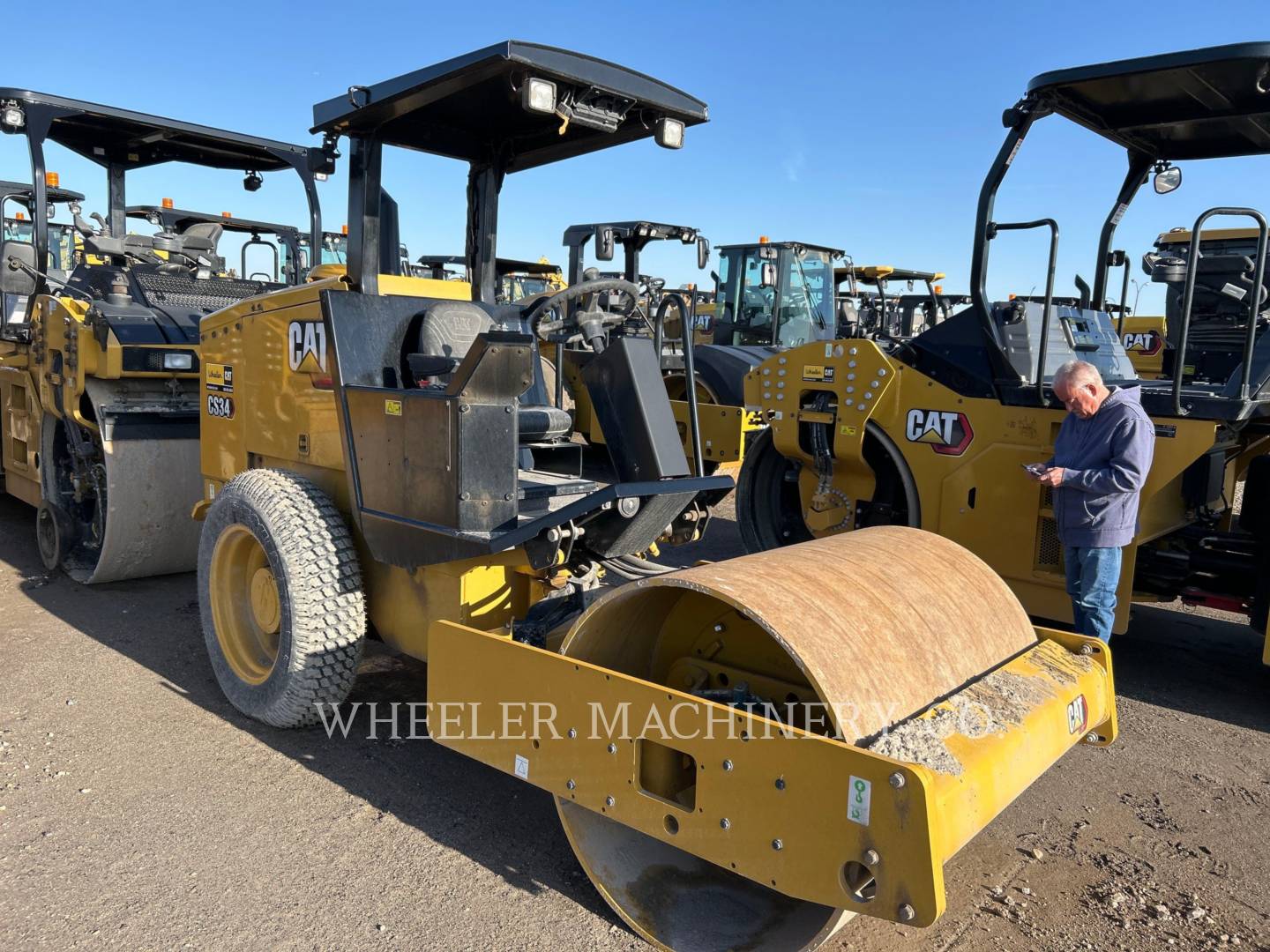 2023 Caterpillar CS34 Vibratory Single