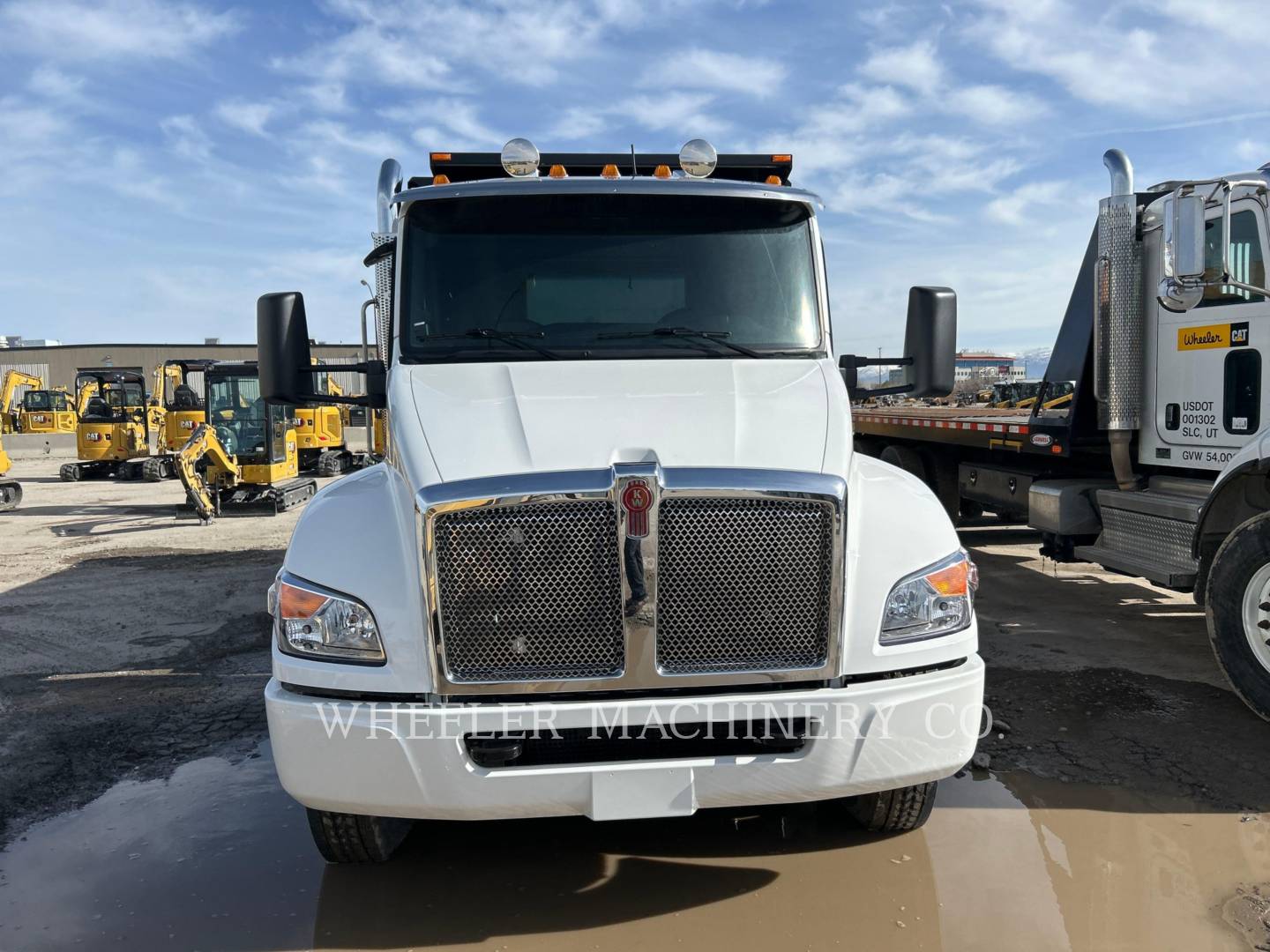 2023 Kenworth DUMP 10 YD Truck