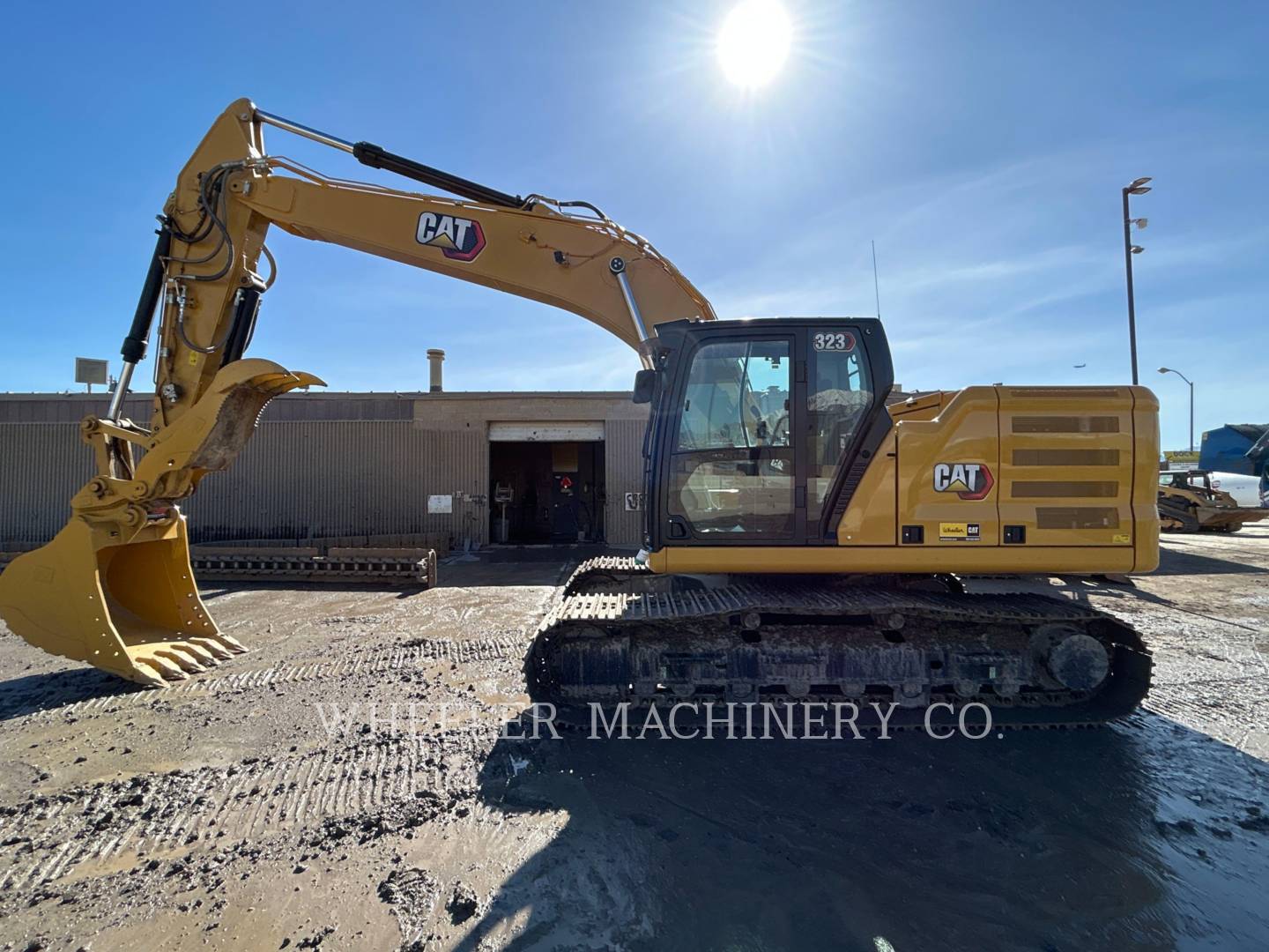 2023 Caterpillar 323 TH Excavator