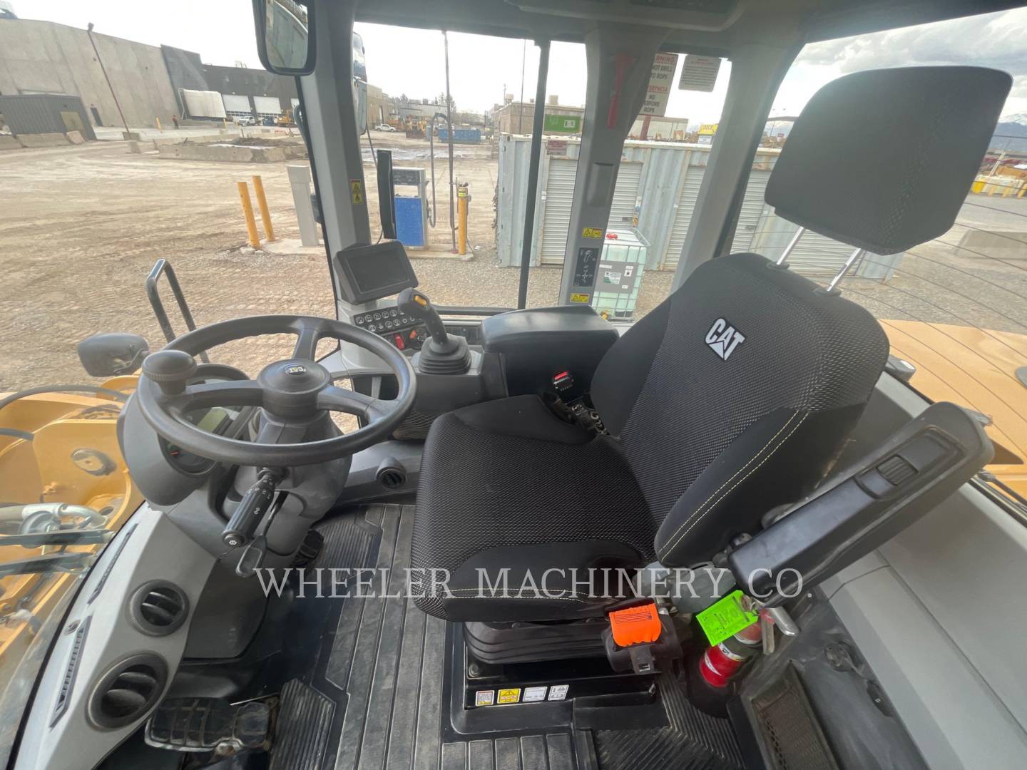 2020 Caterpillar 938M QC Wheel Loader