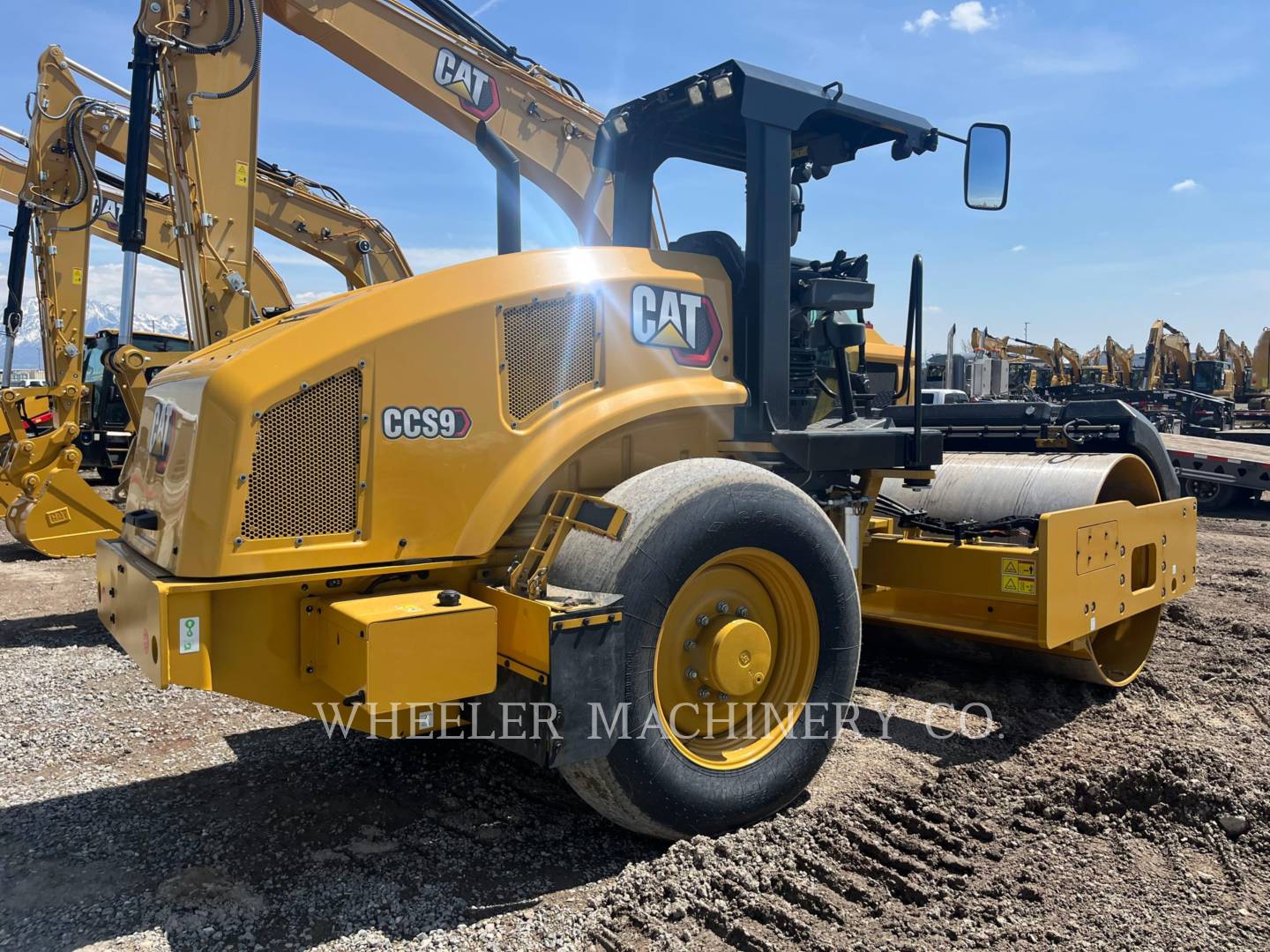 2023 Caterpillar CCS9 Vibratory Single