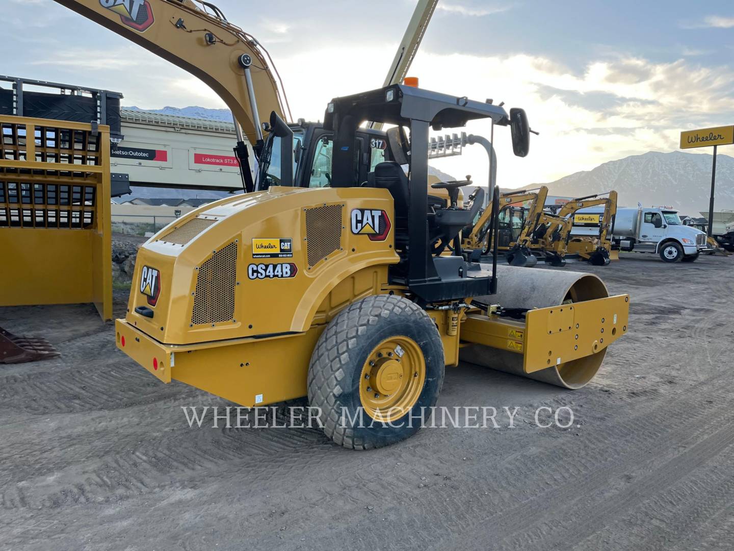 2023 Caterpillar CS44B Vibratory Single