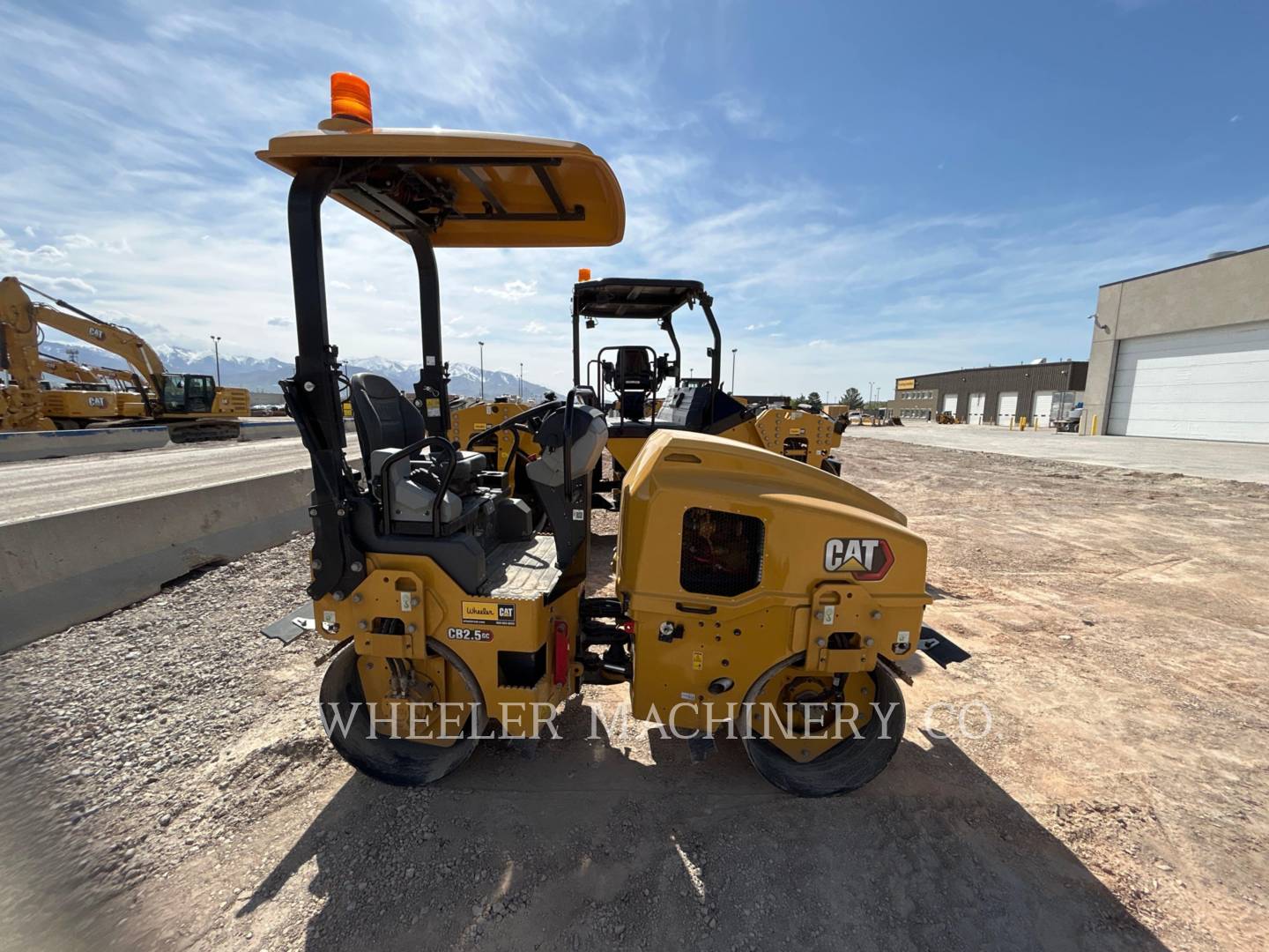 2023 Caterpillar CB2.5 GC Vibratory Double