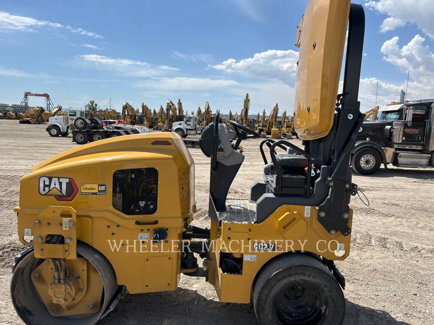 2022 Caterpillar CC2.7 Roller