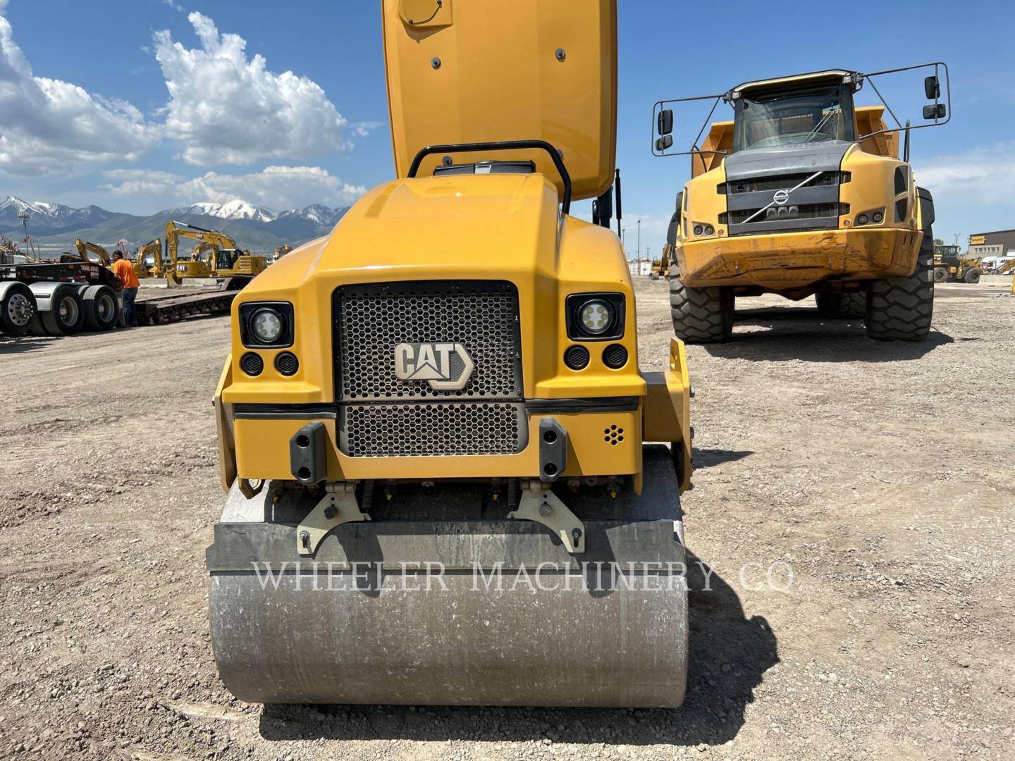 2022 Caterpillar CC2.7 Roller