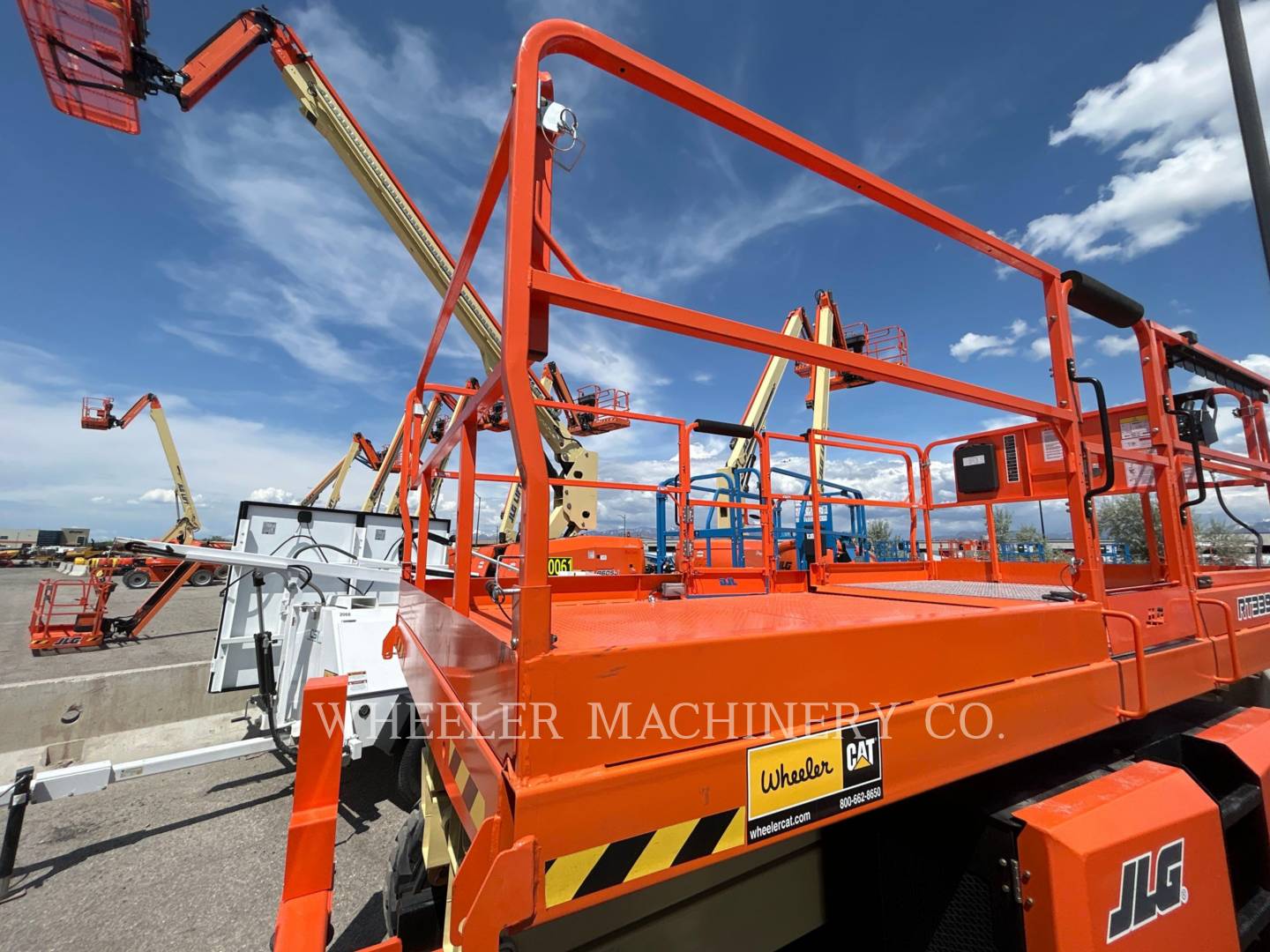 2023 JLG RT3394 Lift Truck