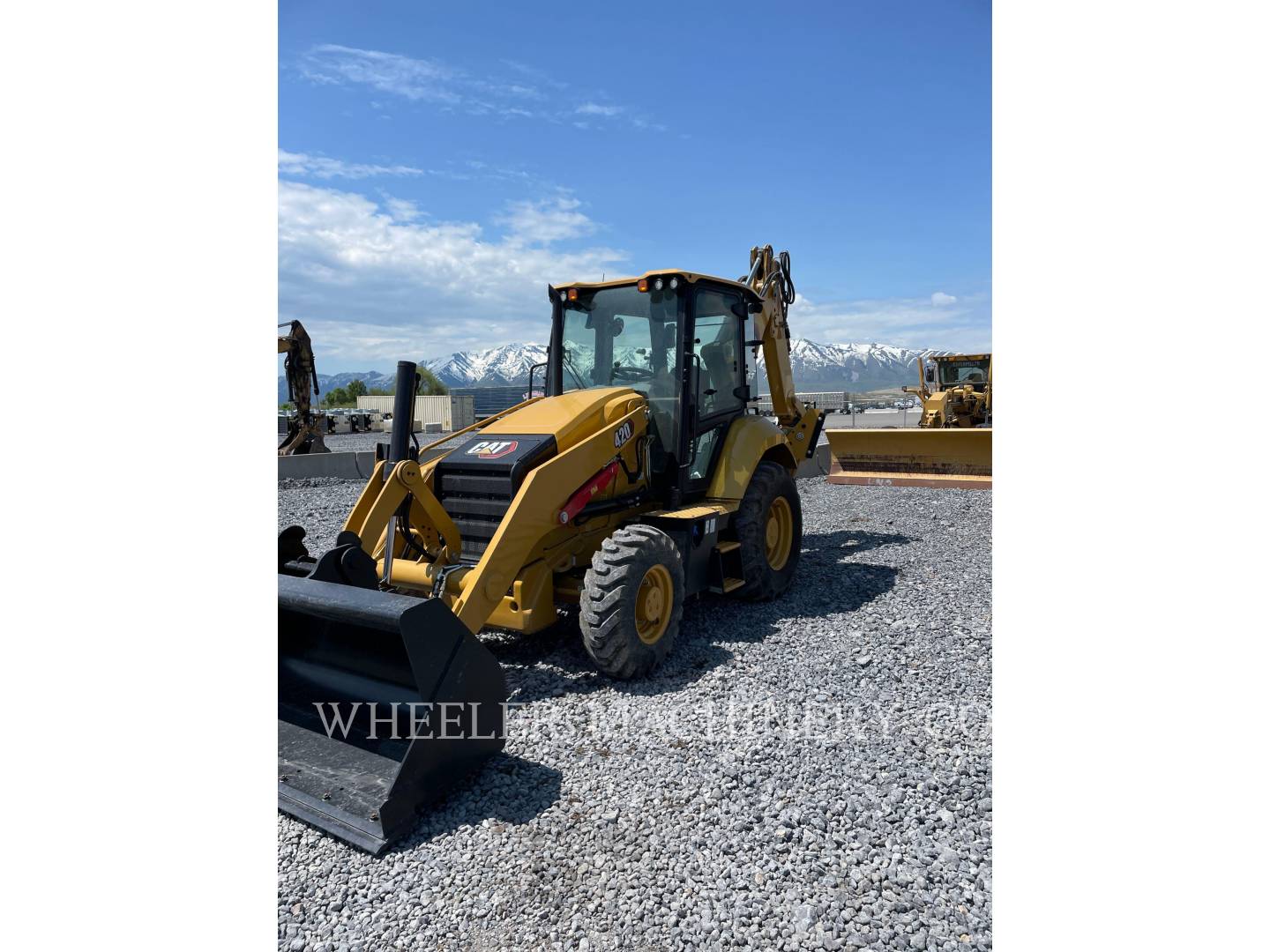 2023 Caterpillar 420 IT CF Tractor Loader Backhoe