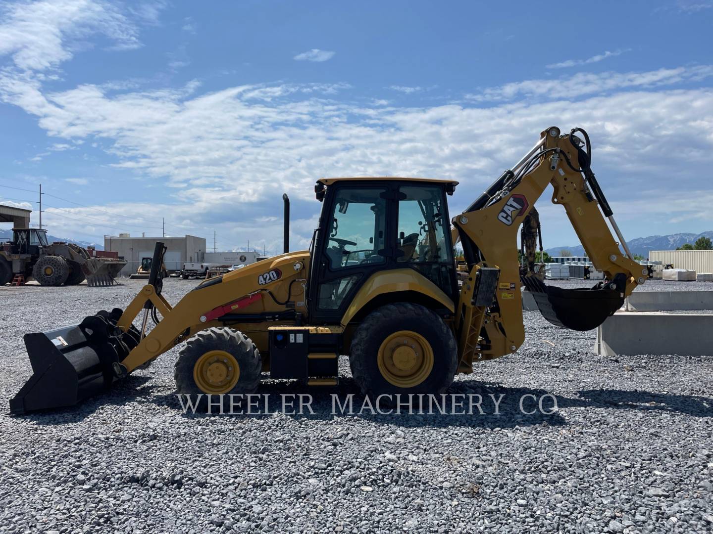 2023 Caterpillar 420 IT CF Tractor Loader Backhoe