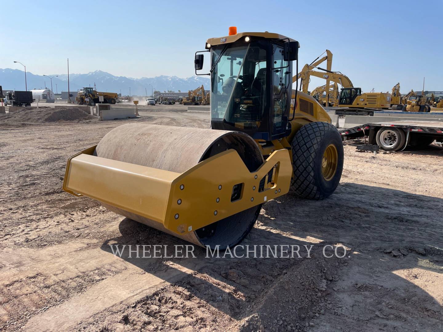 2022 Caterpillar CS12 GC Vibratory Single