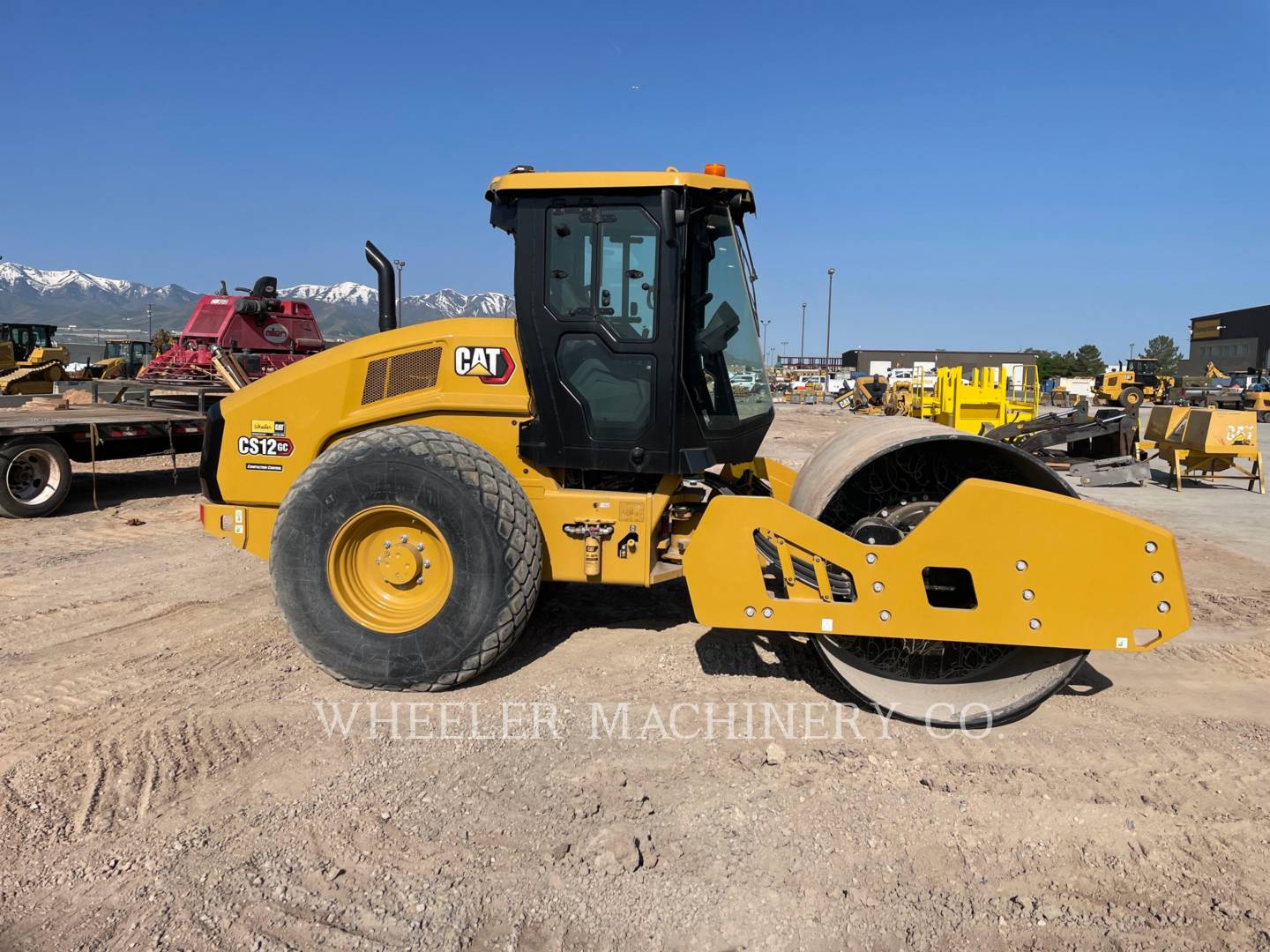 2022 Caterpillar CS12 GC Vibratory Single