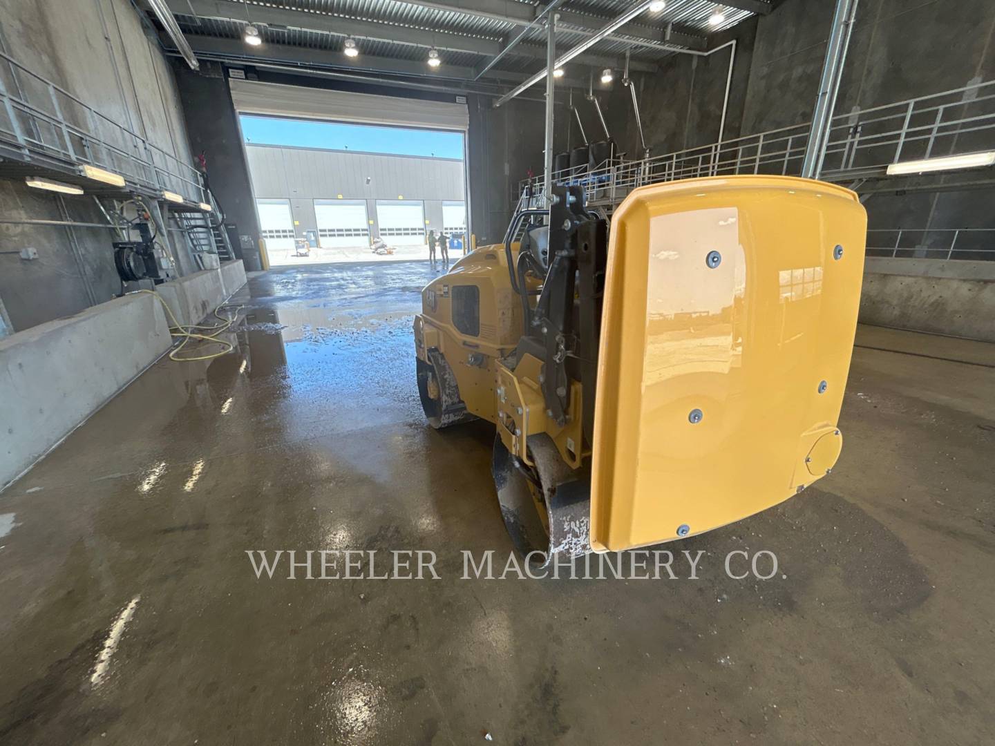 2022 Caterpillar CB2.7 GC Vibratory Double