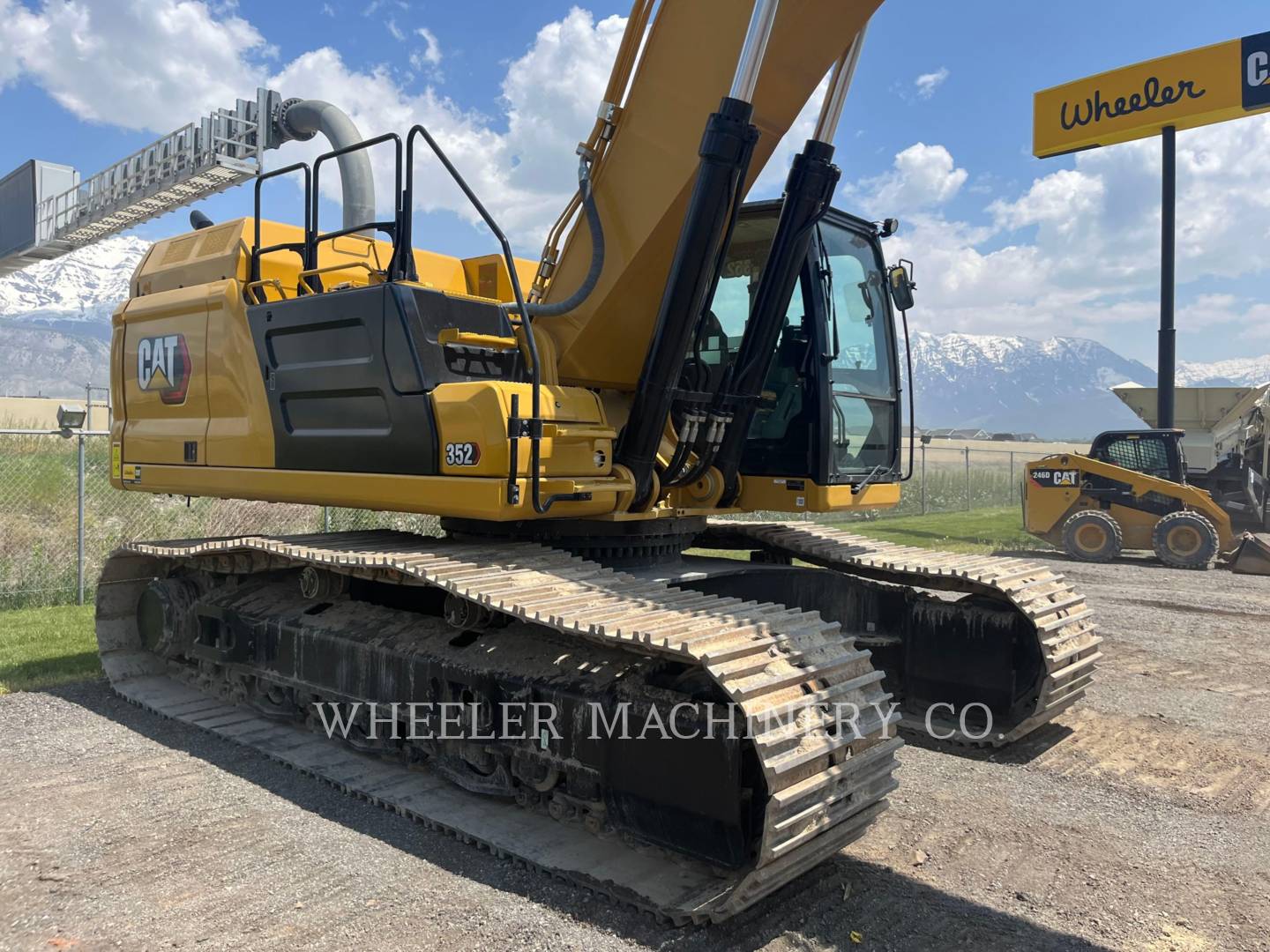 2023 Caterpillar 352 CF Excavator