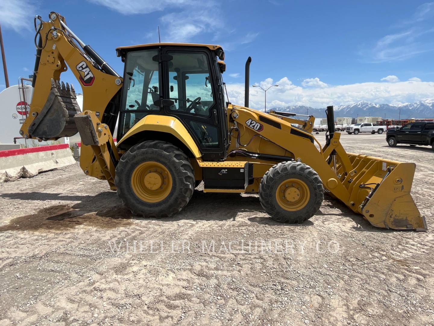 2020 Caterpillar 420 Tractor Loader Backhoe