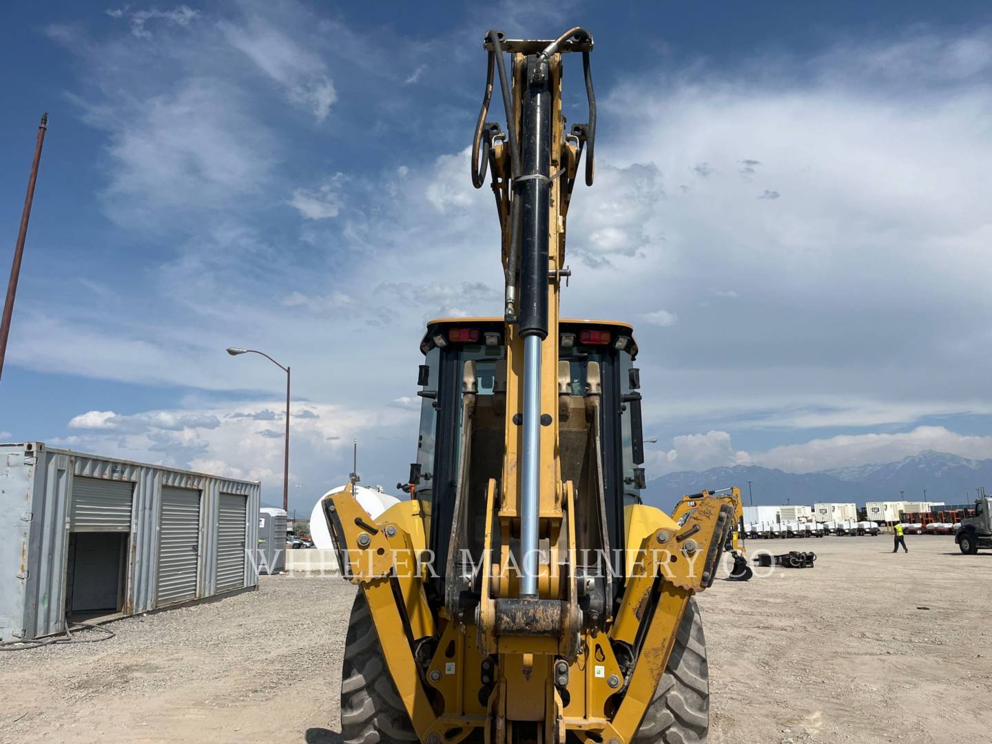 2022 Caterpillar 420 Tractor Loader Backhoe