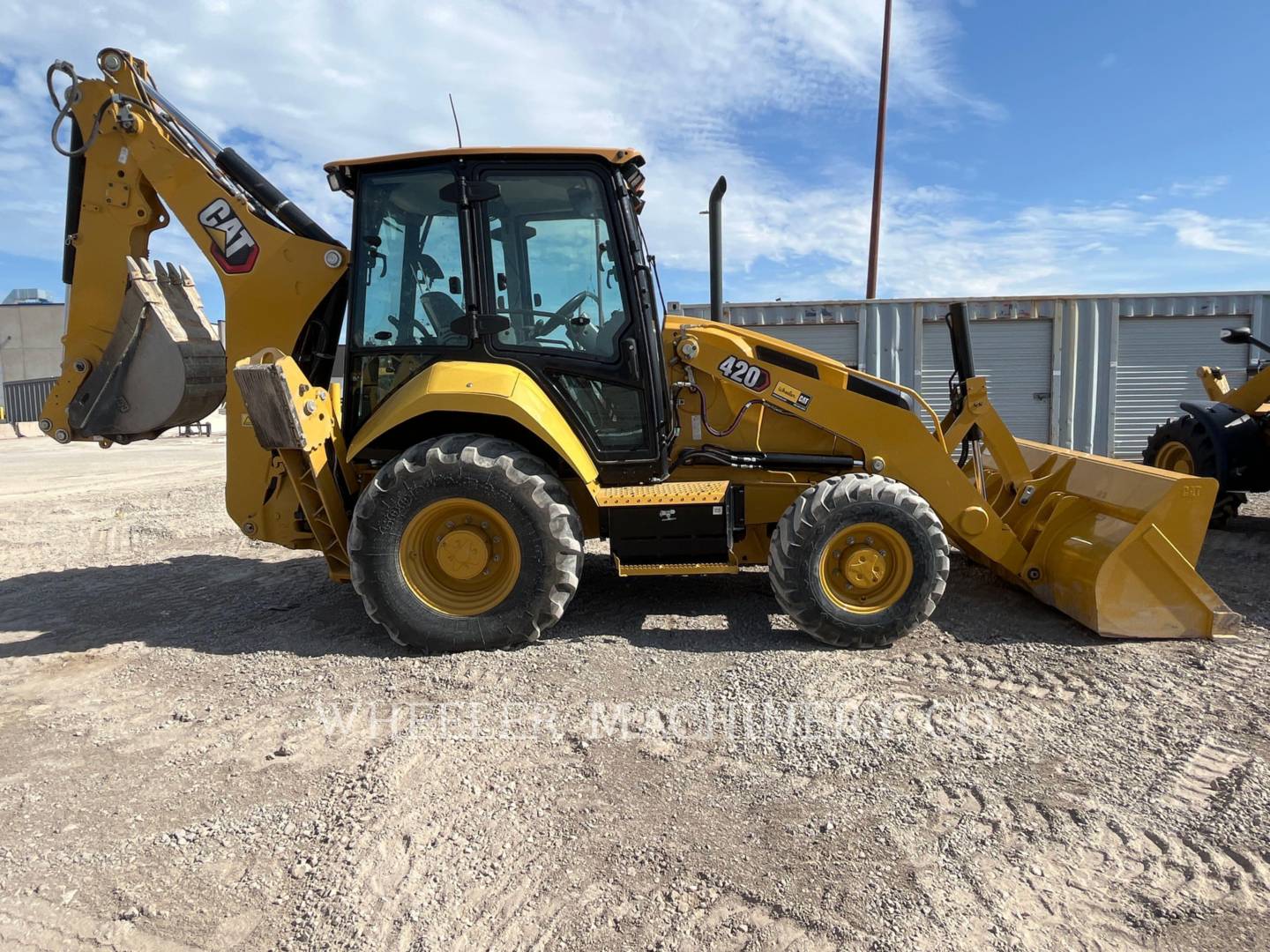 2022 Caterpillar 420 Tractor Loader Backhoe